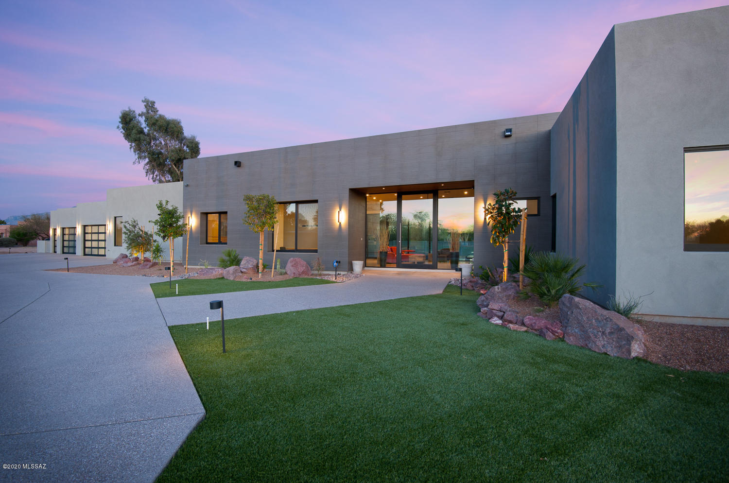 75 W Oro Valley Drive