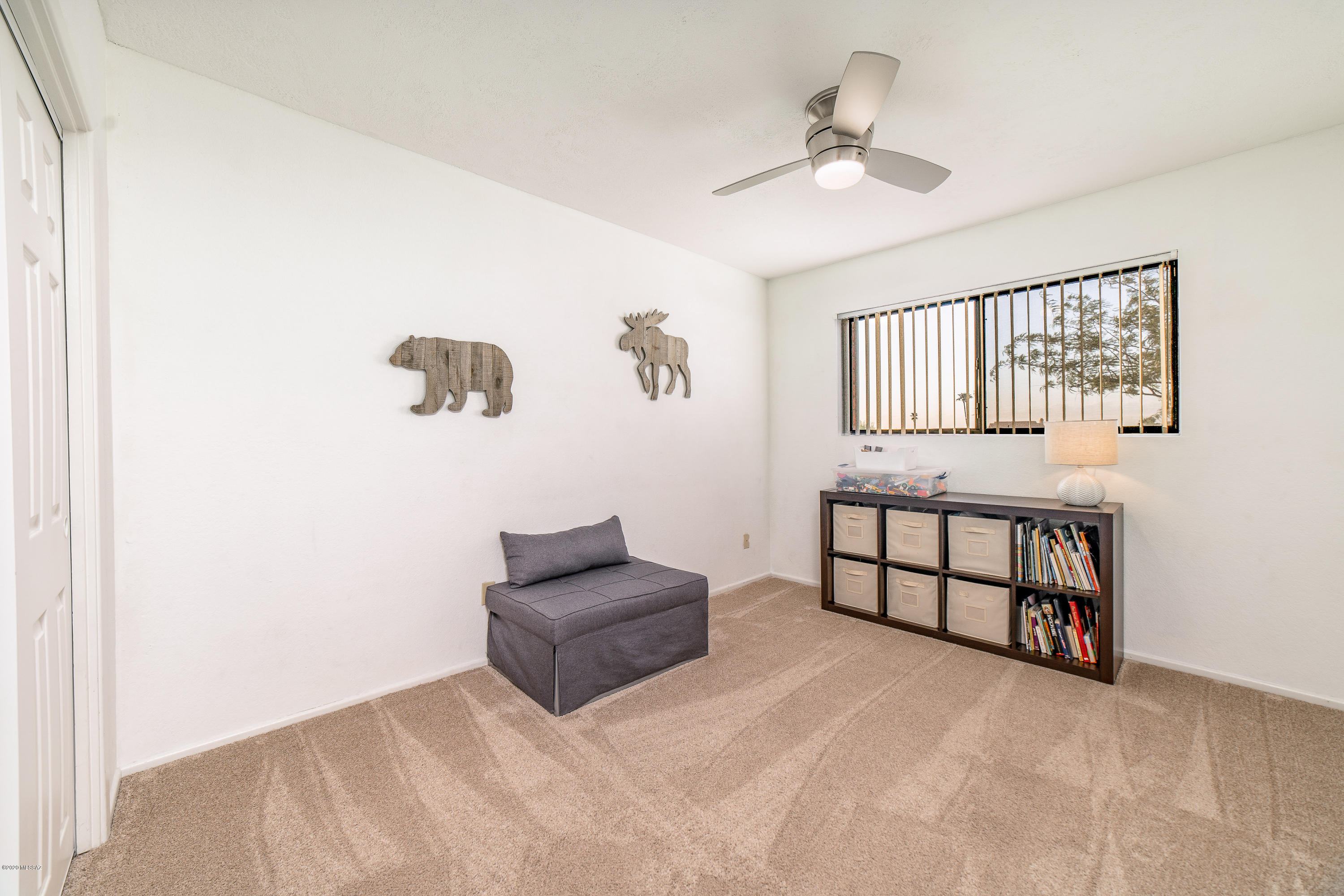 5960 N Camino Esquina
