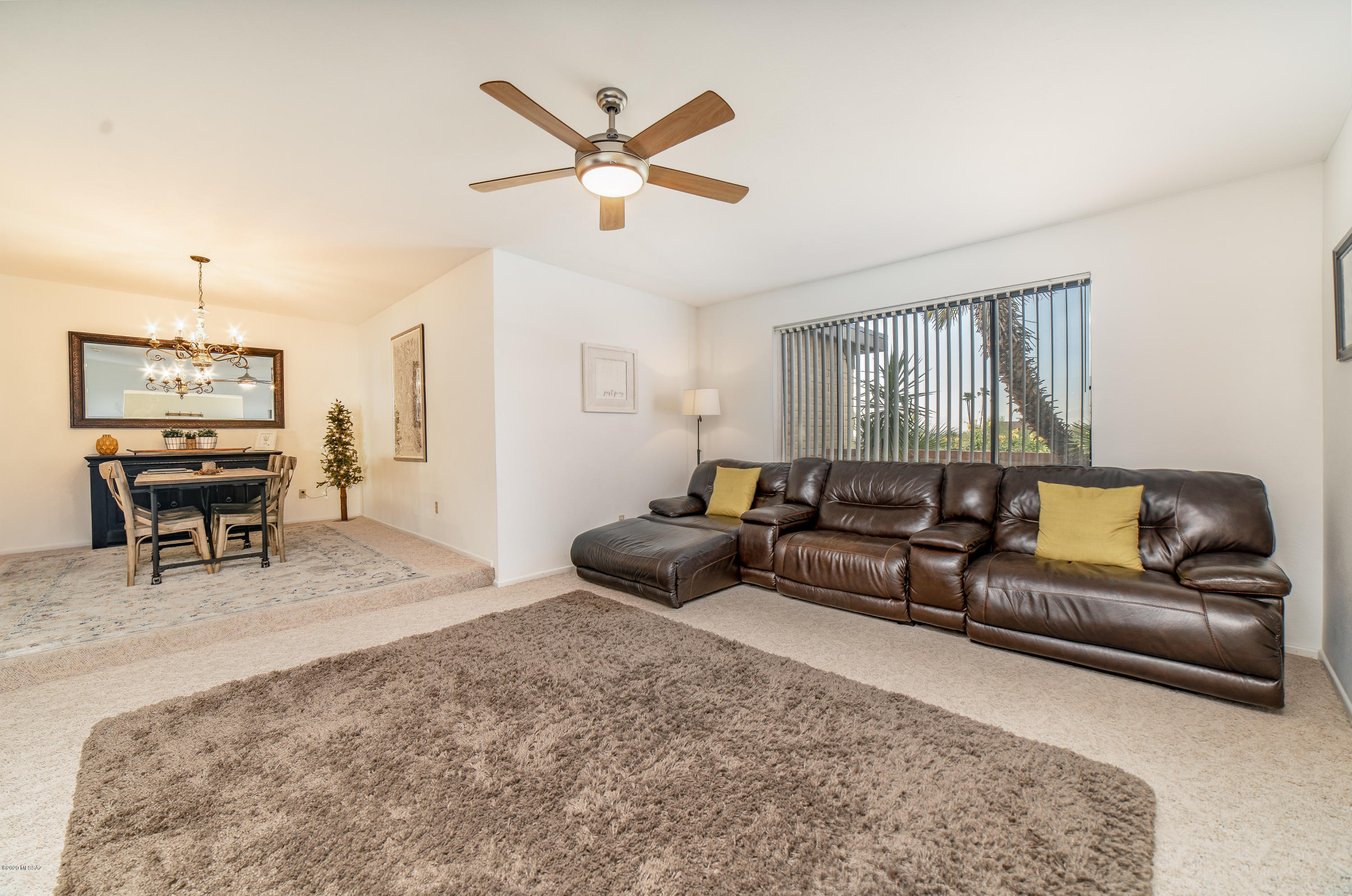 5960 N Camino Esquina