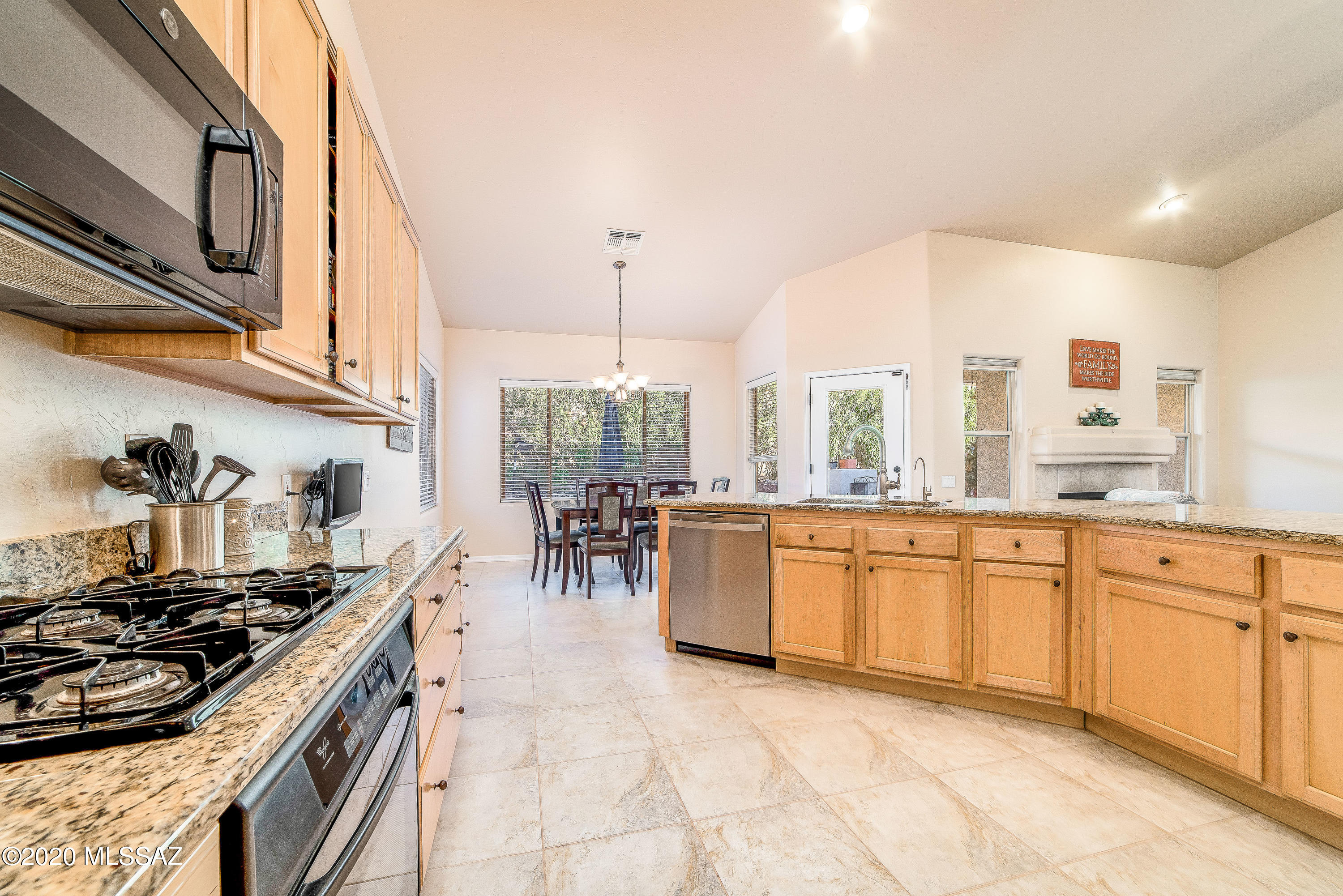 5440 N Ventana Vista Road