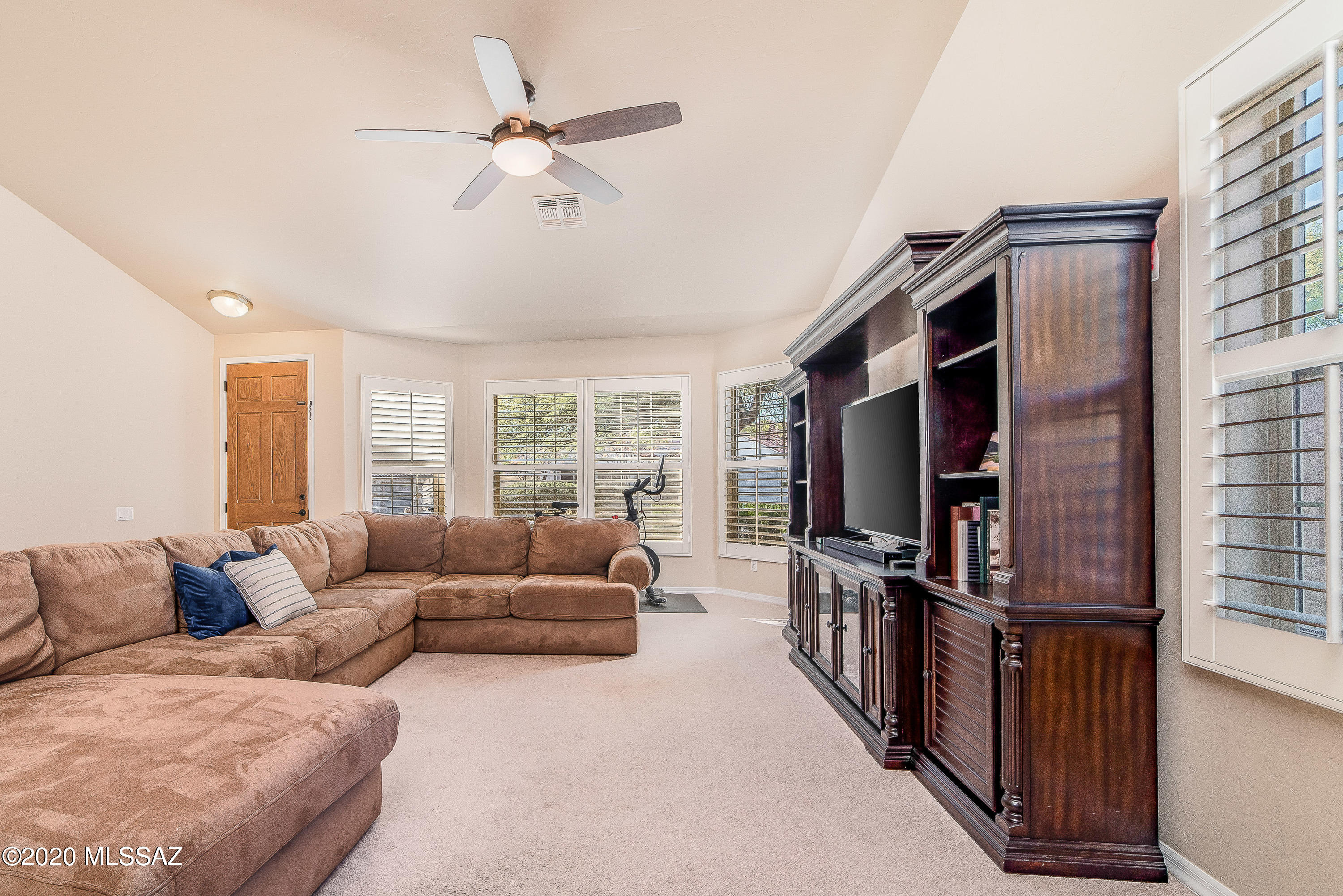 5440 N Ventana Vista Road