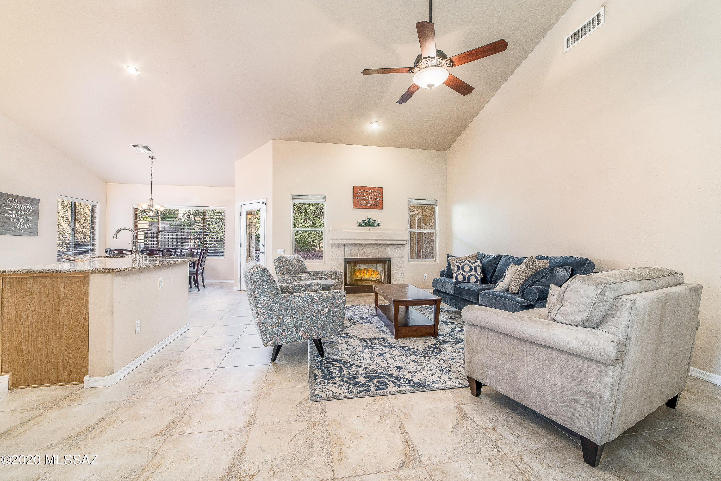 5440 N Ventana Vista Road