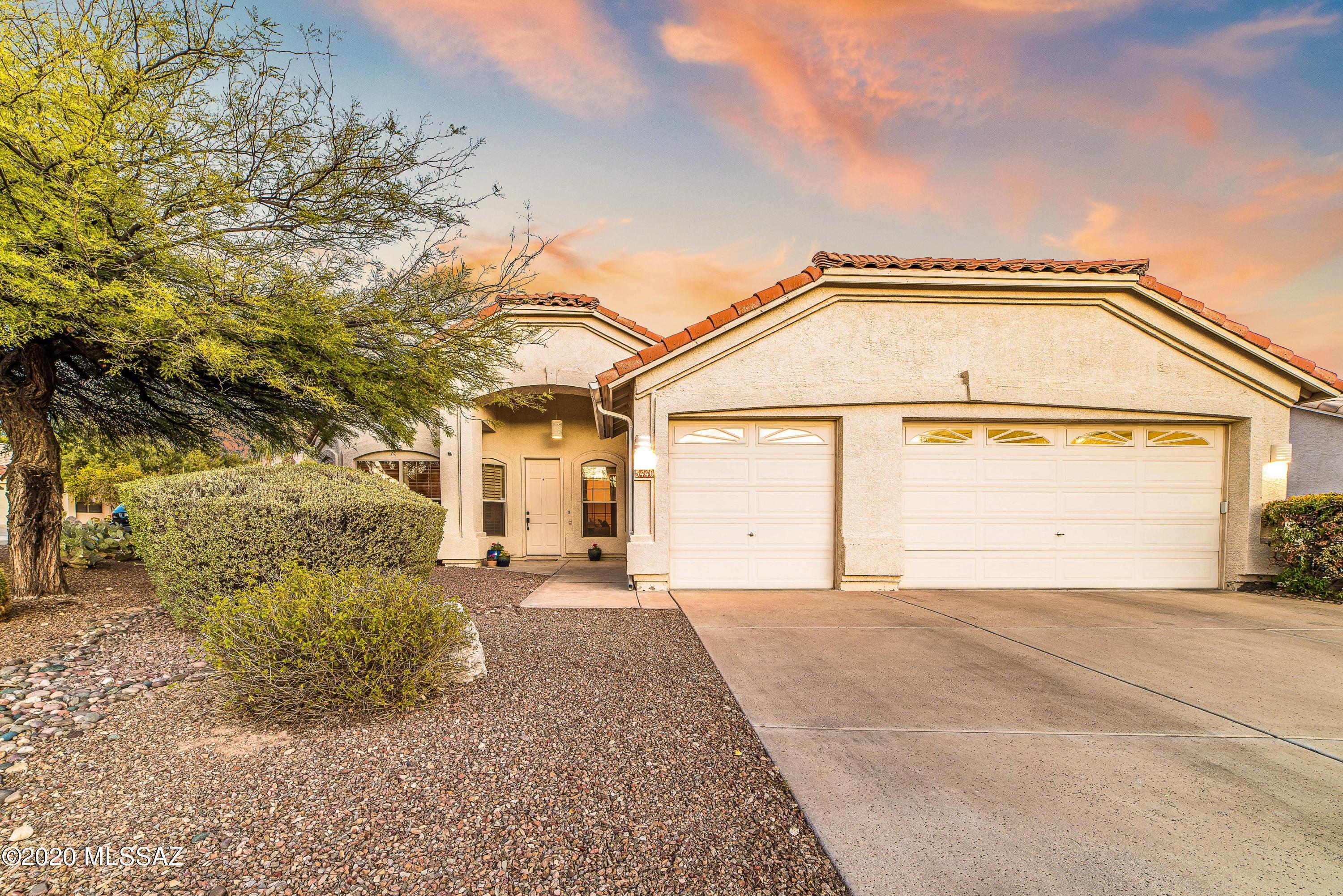 5440 N Ventana Vista Road