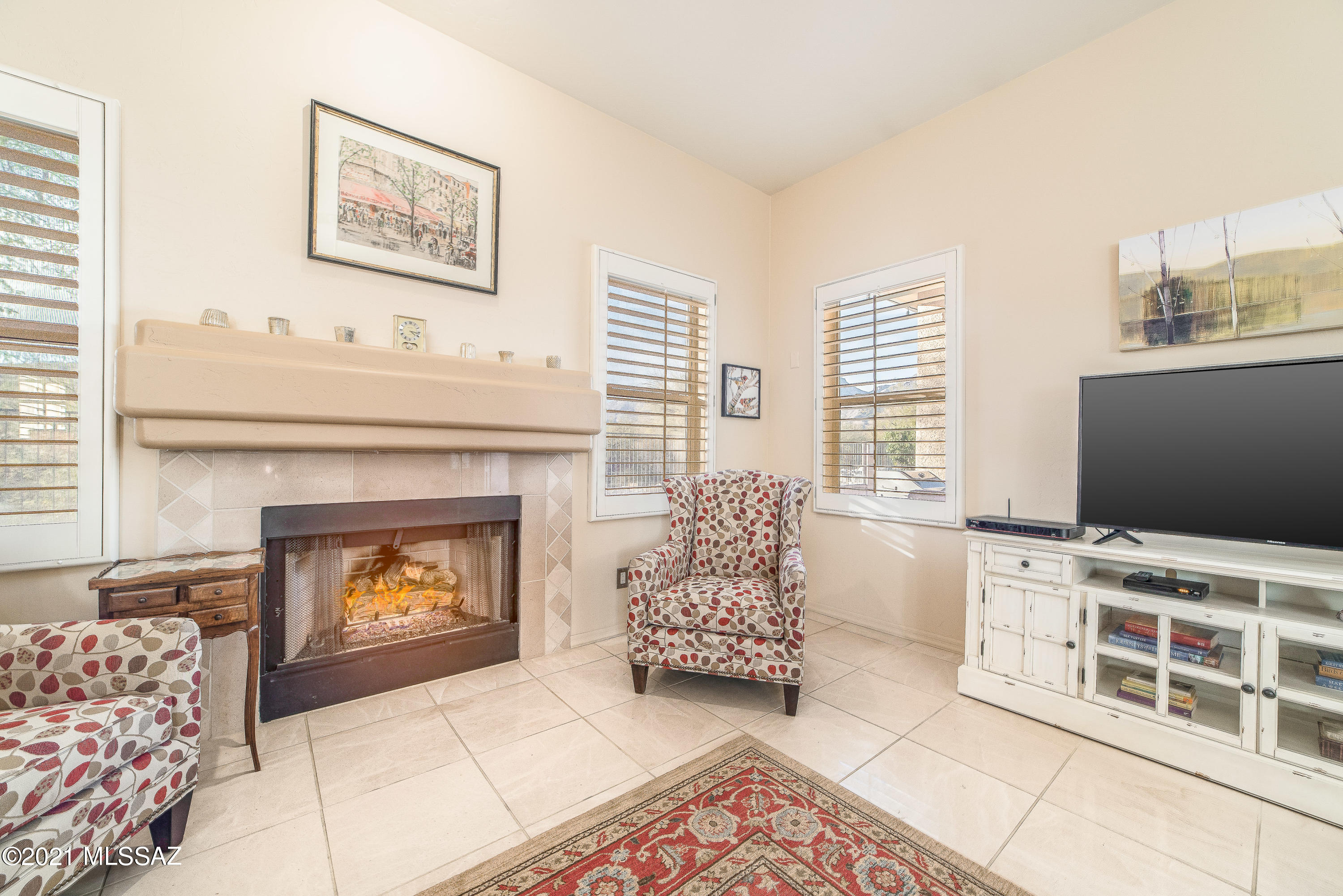5425 N Ventana Vista Road