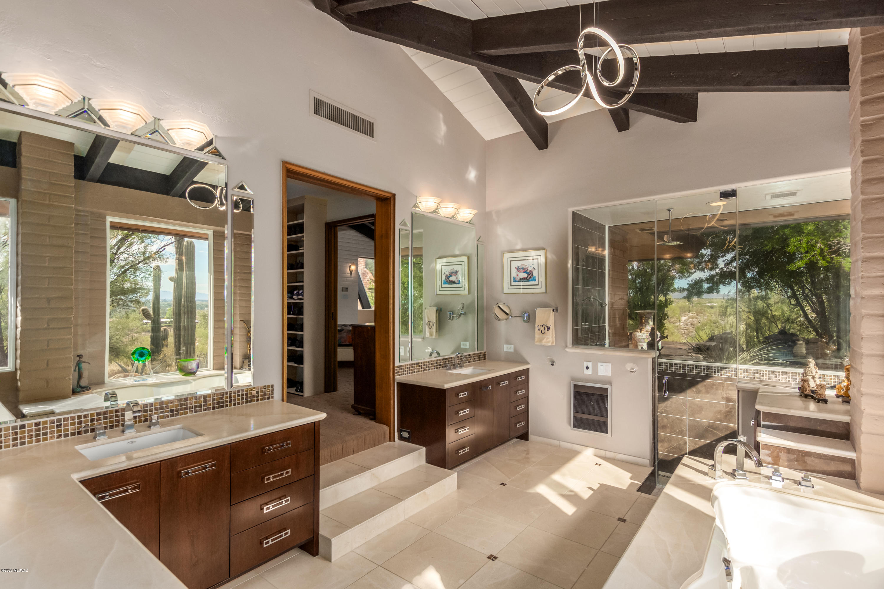 4750 N Camino Corto