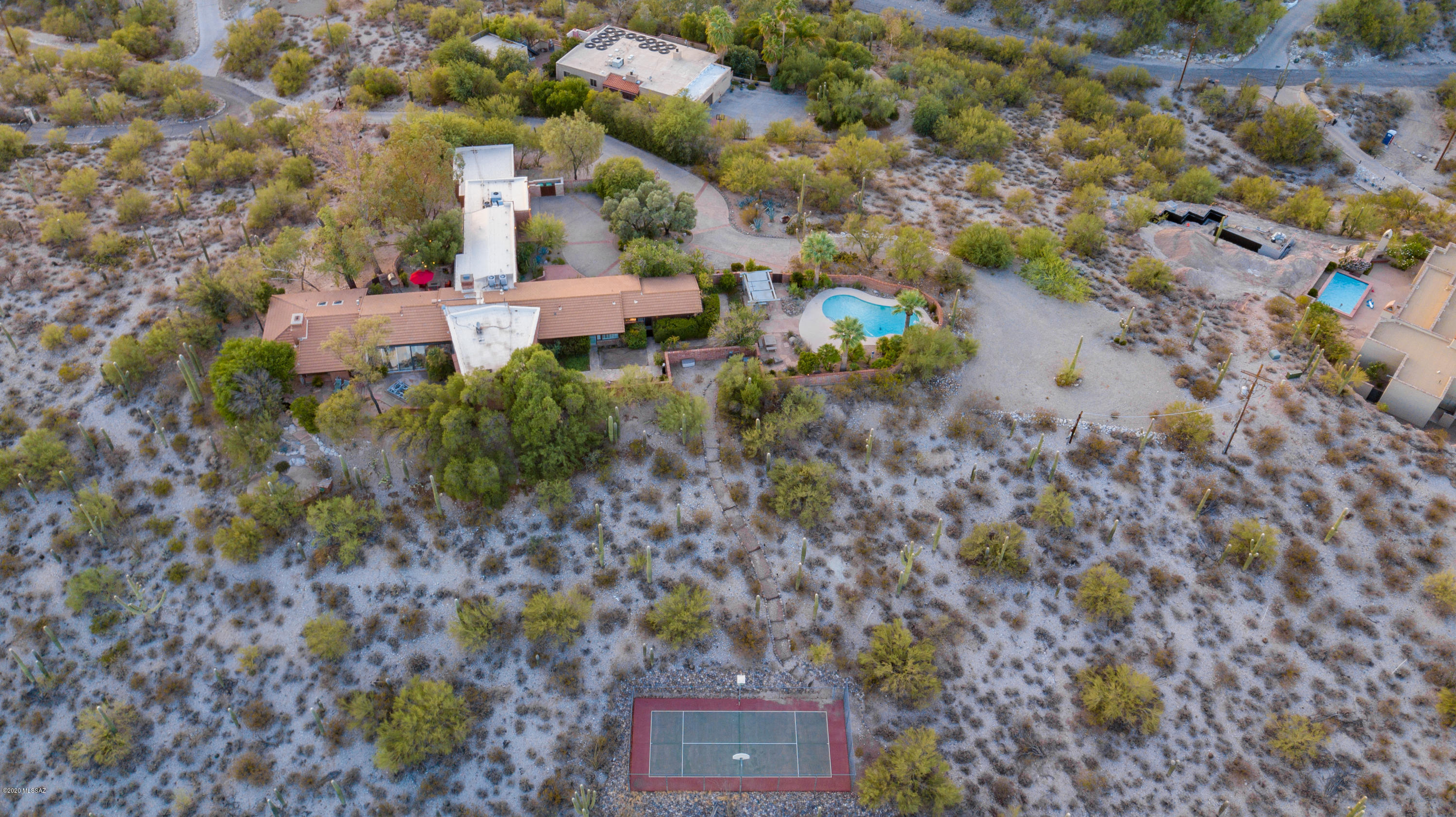 4750 N Camino Corto