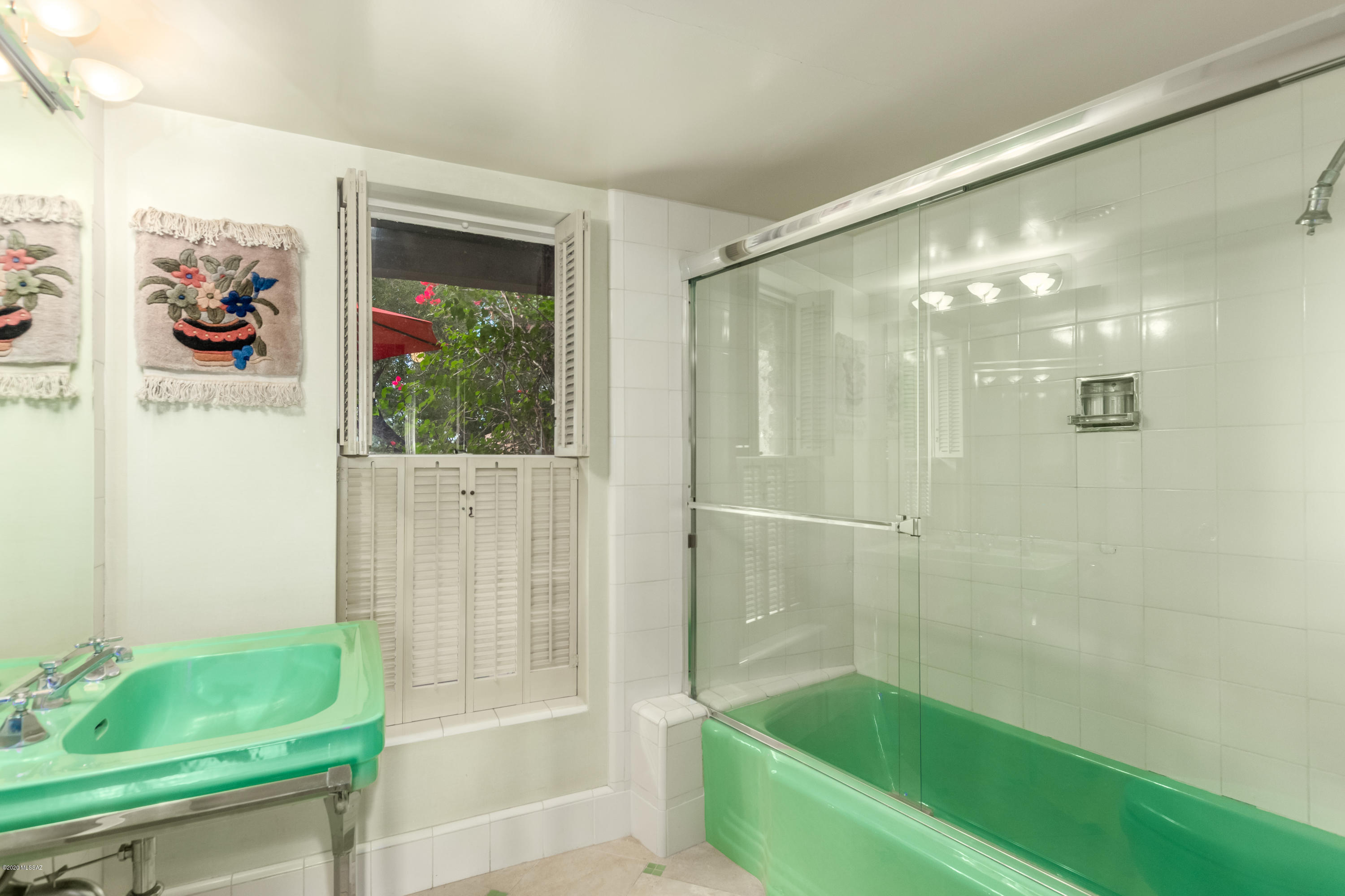 4750 N Camino Corto
