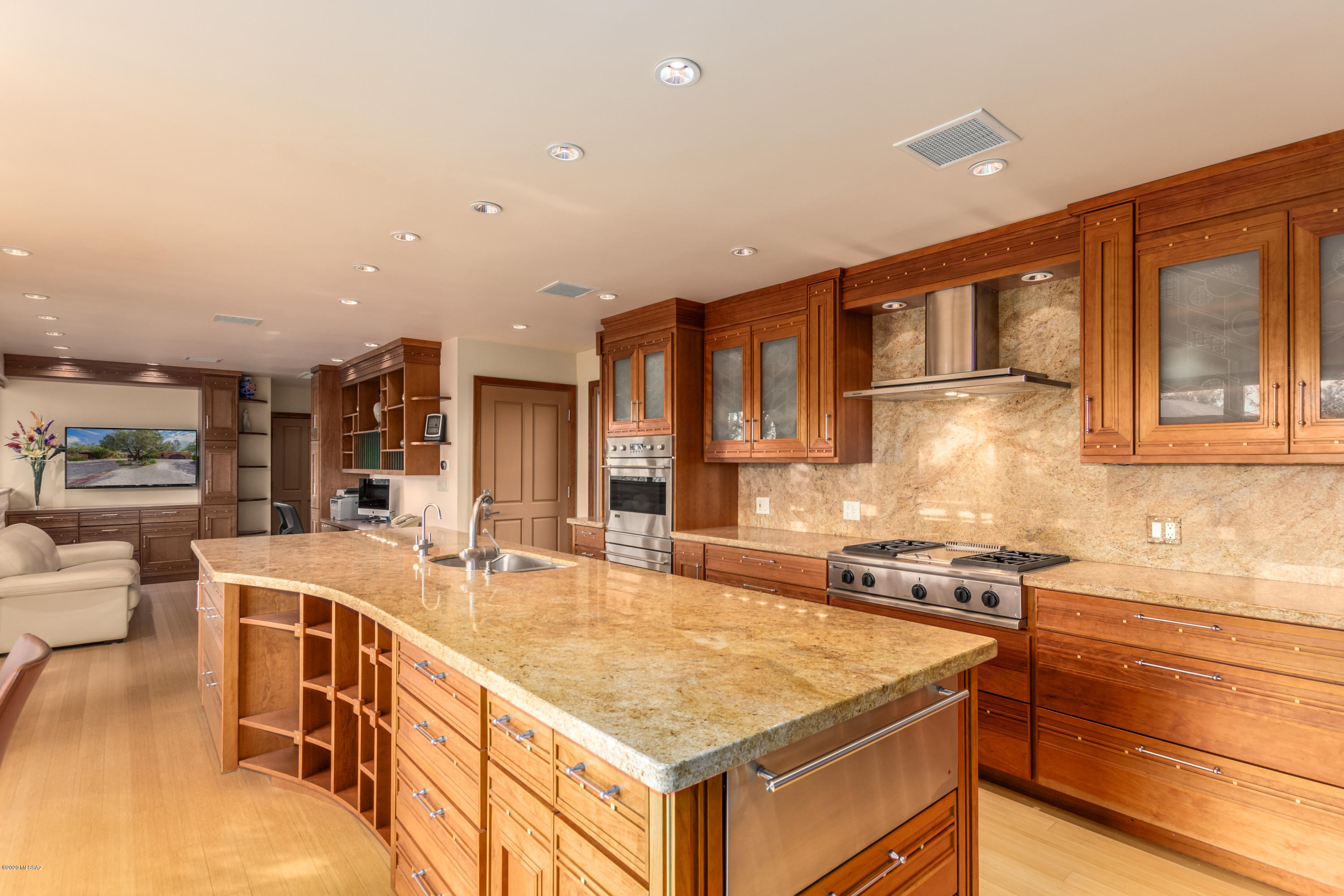 4750 N Camino Corto