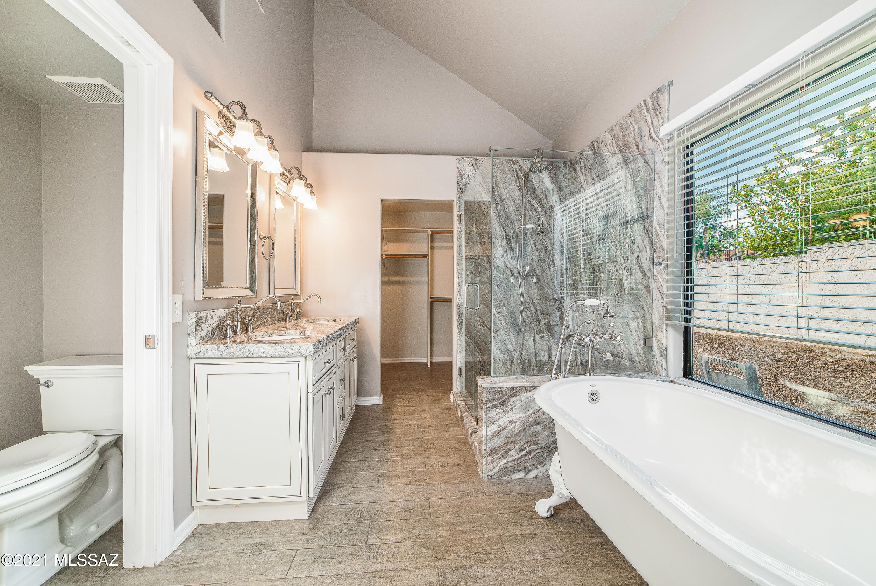 10930 St Georges Loop