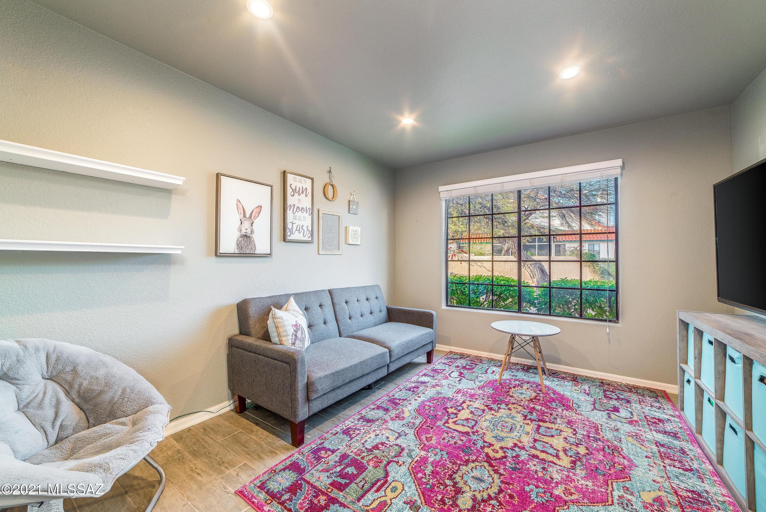 10930 St Georges Loop