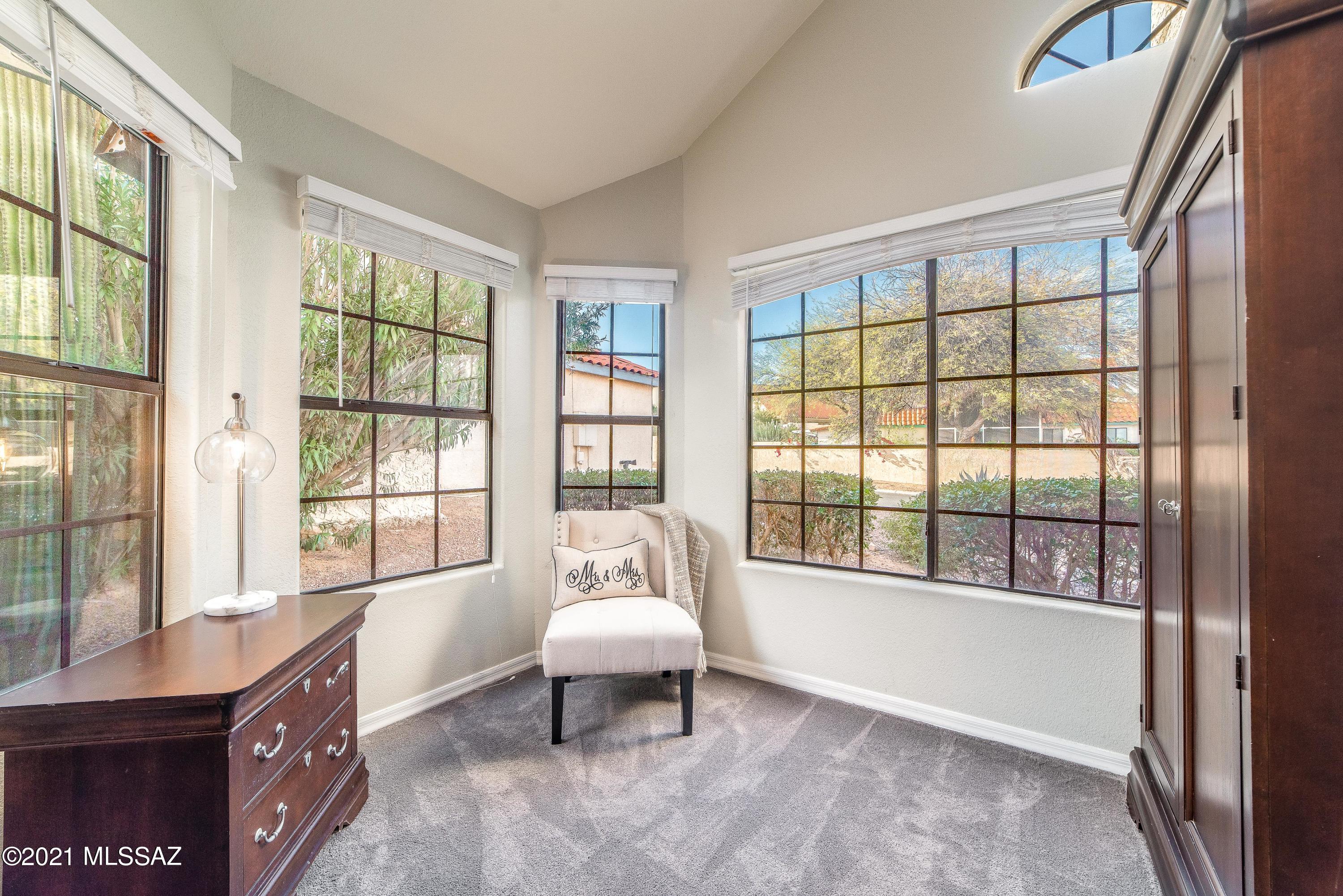 10930 St Georges Loop