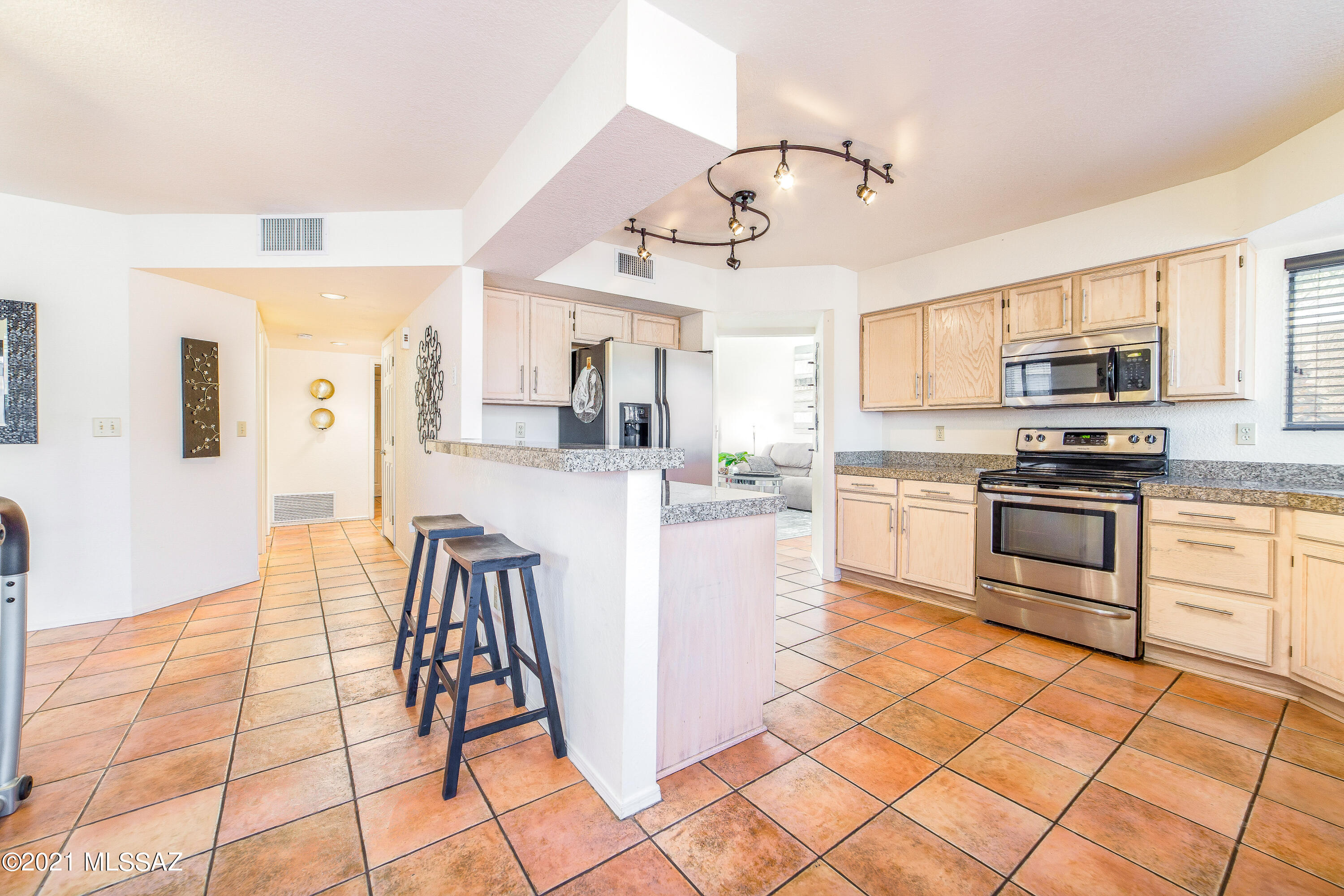 6154 N Integrity Drive