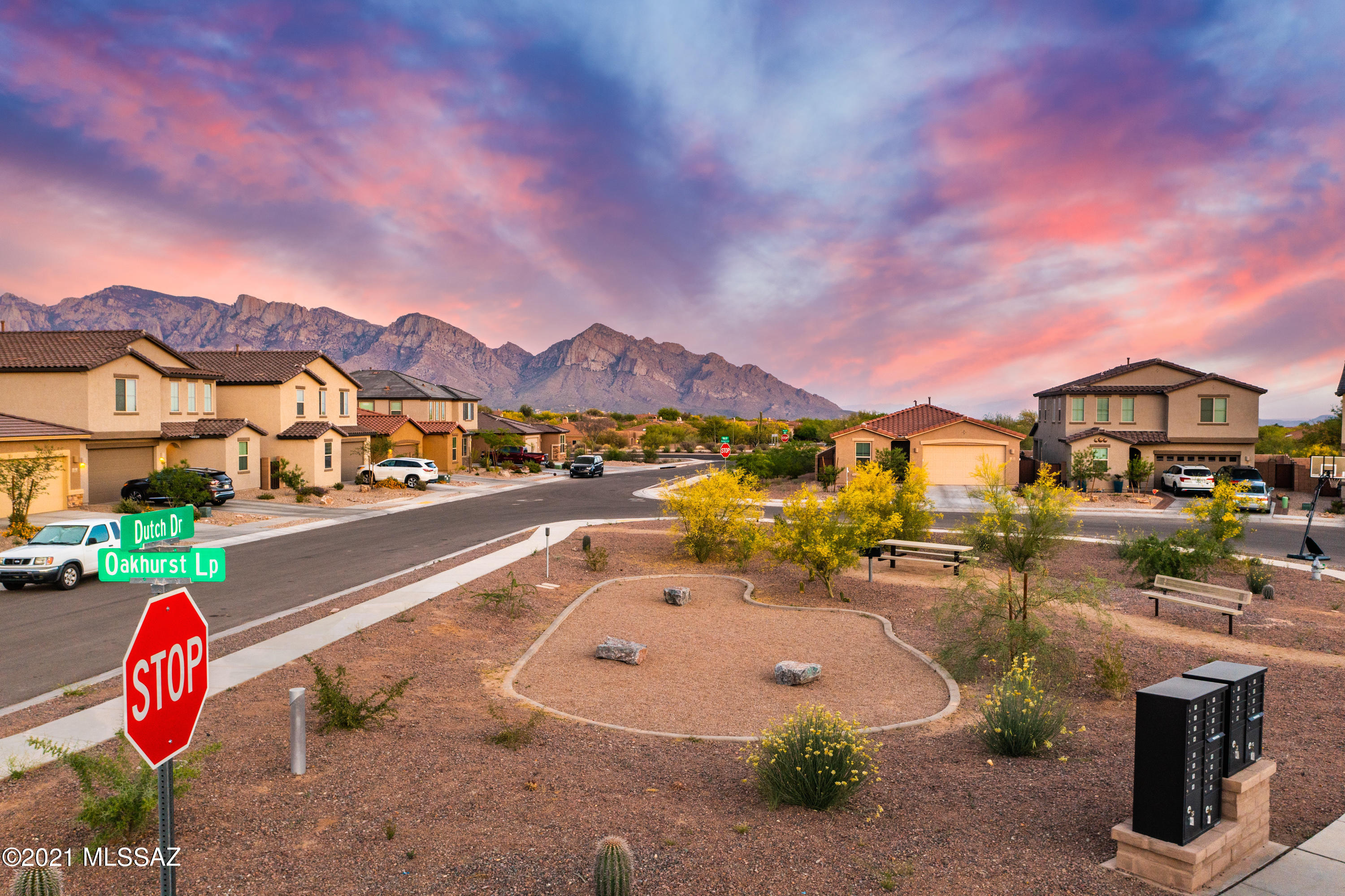 12873 N Oakhurst Loop