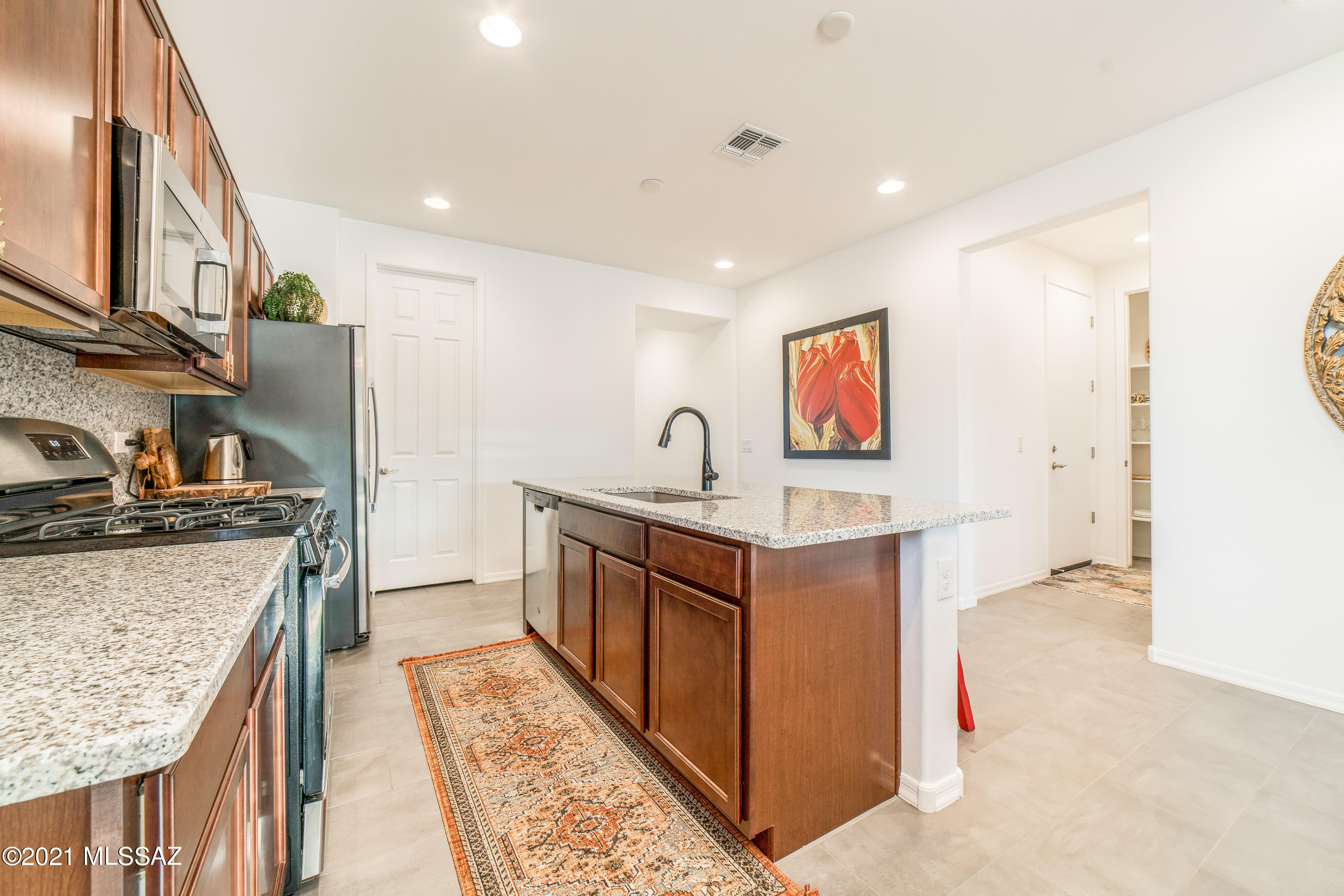 12873 N Oakhurst Loop