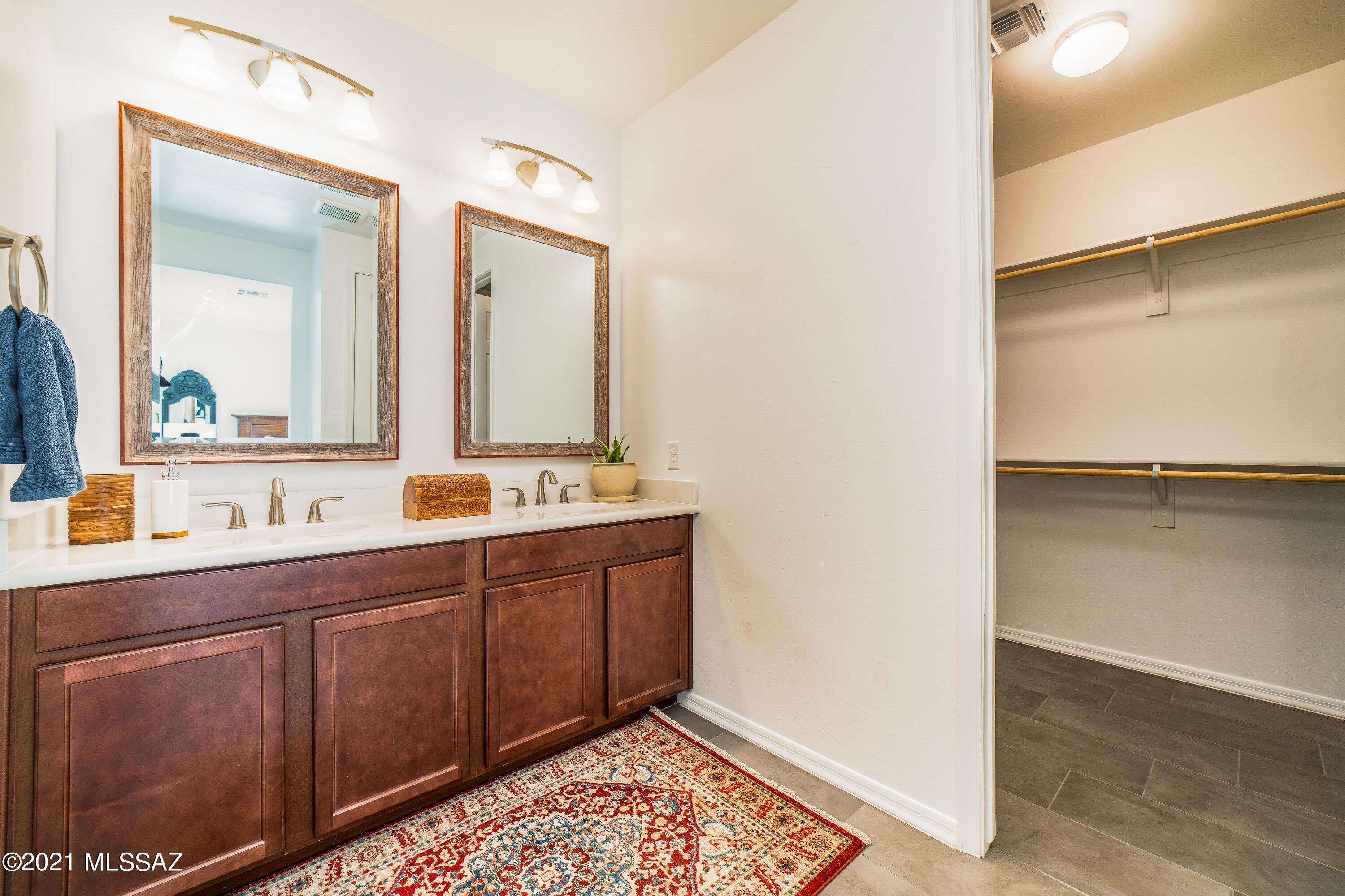 12873 N Oakhurst Loop