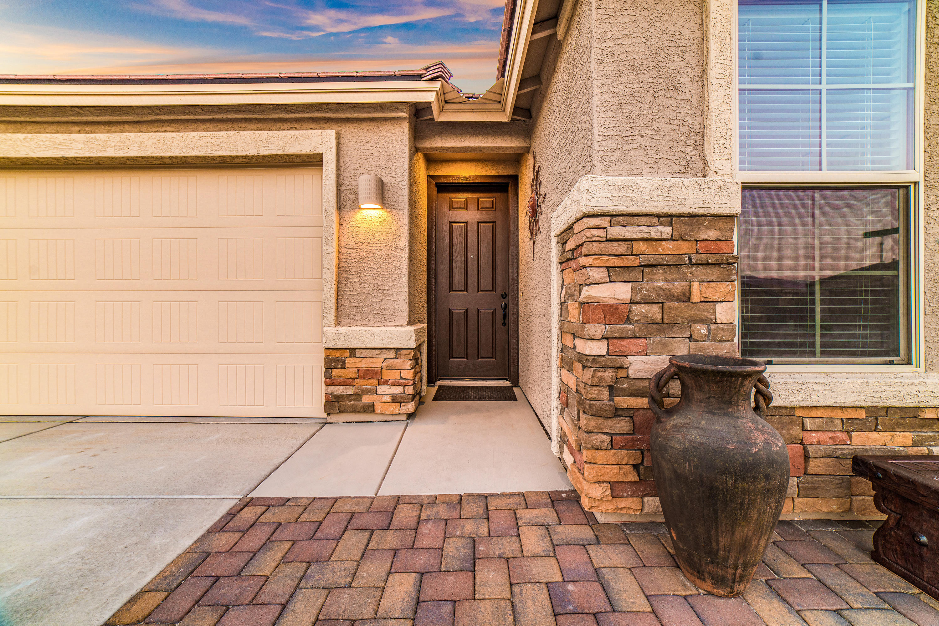 12873 N Oakhurst Loop