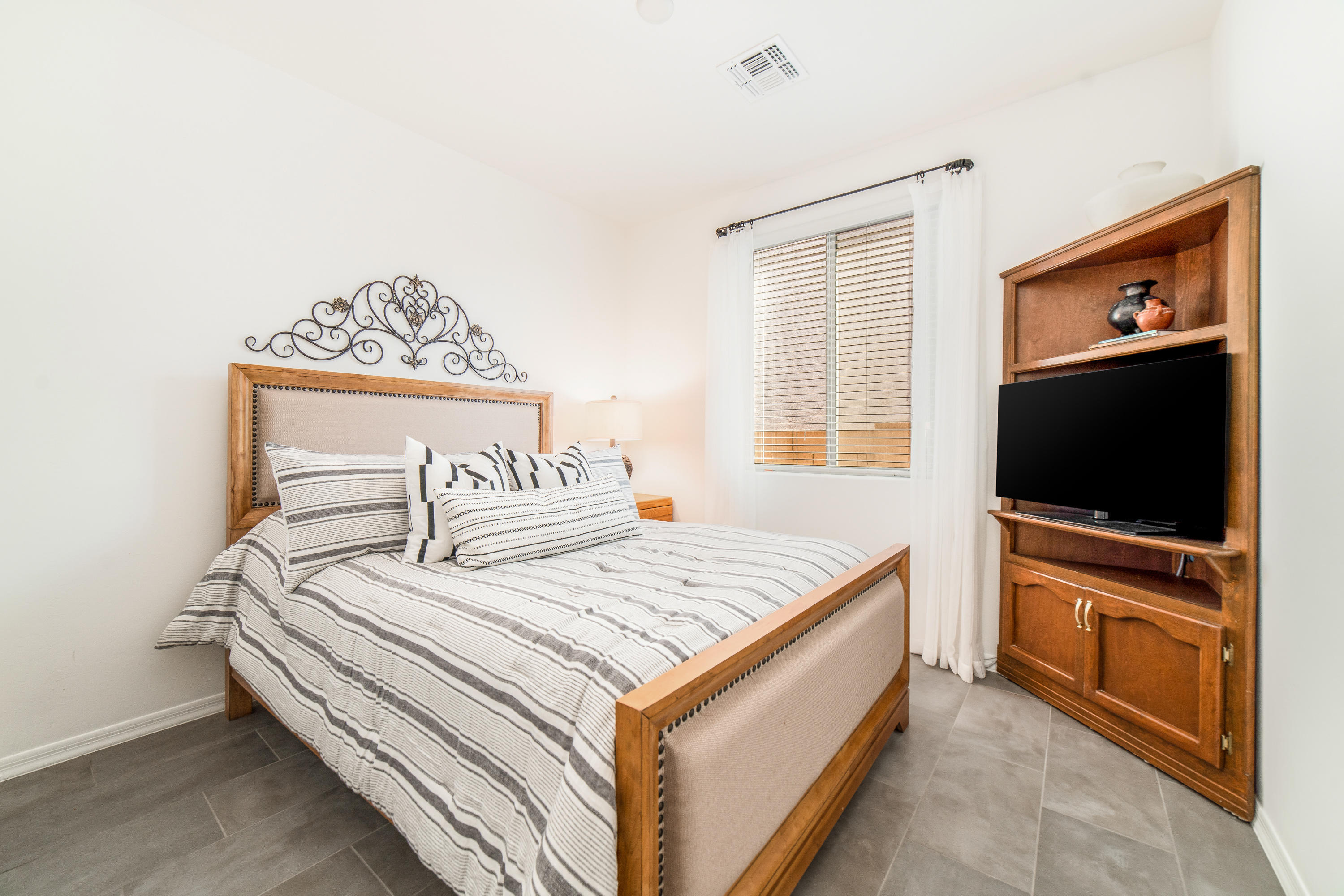 12873 N Oakhurst Loop