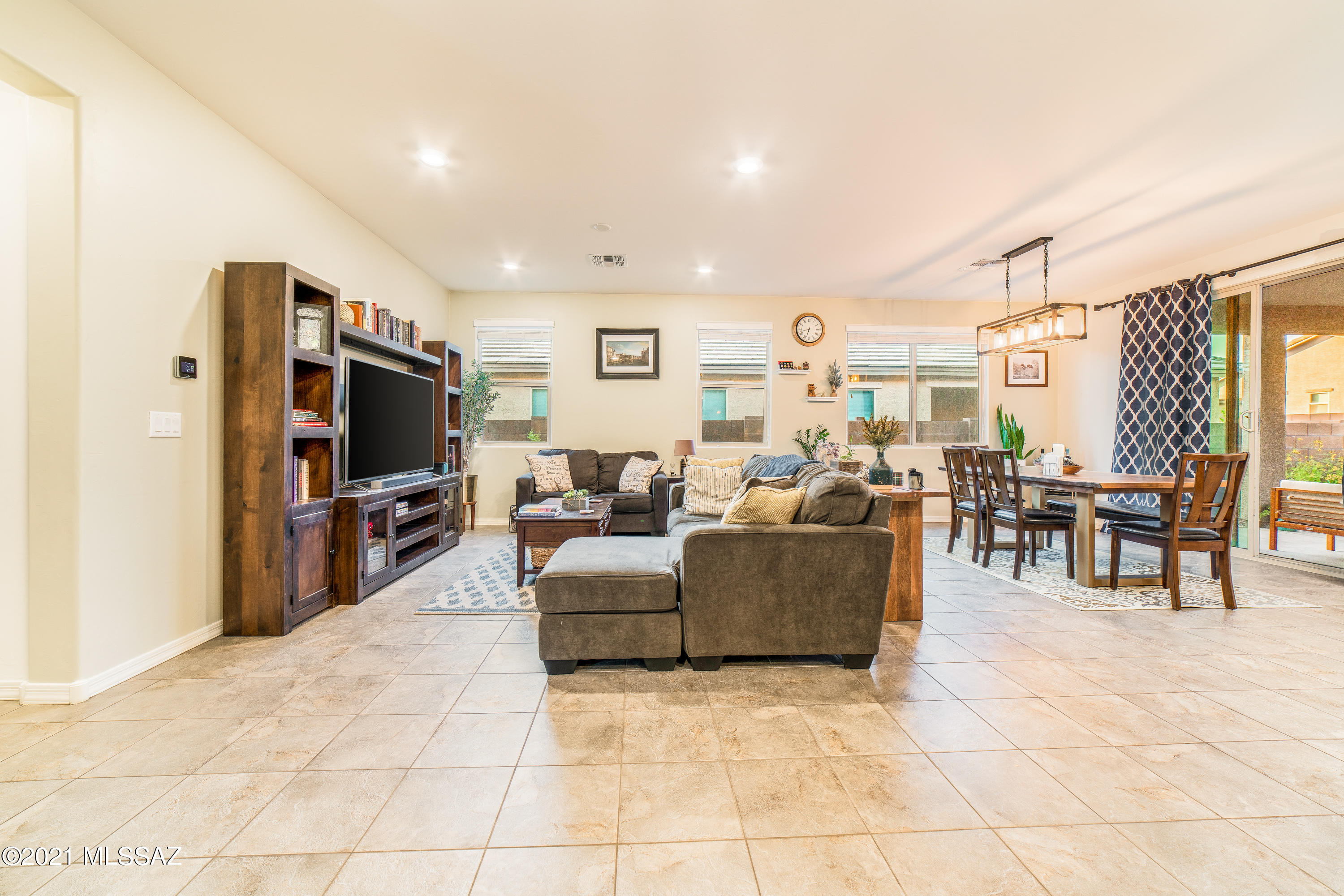 8684 N Genoa Court