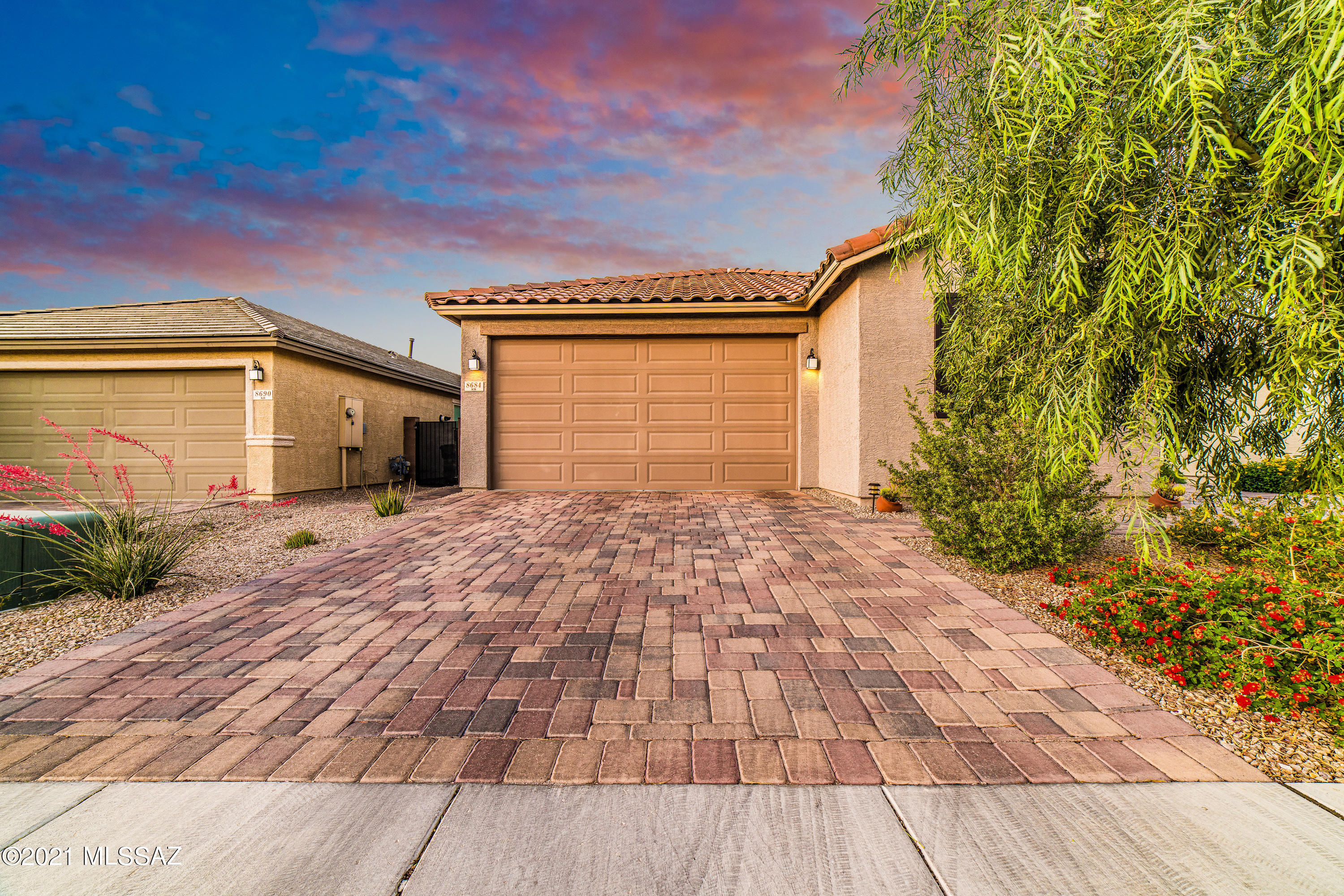 8684 N Genoa Court