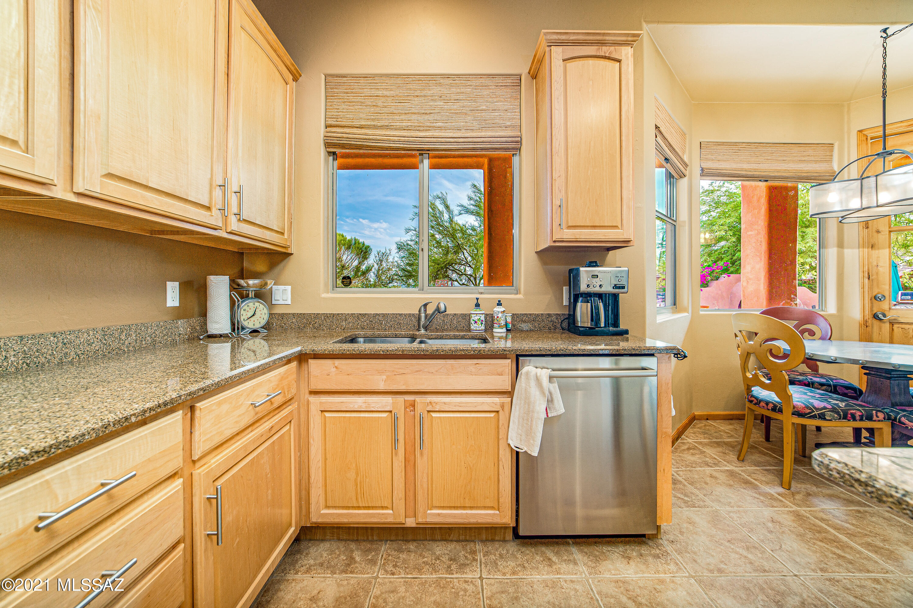 4745 W Cactus Bluff Drive