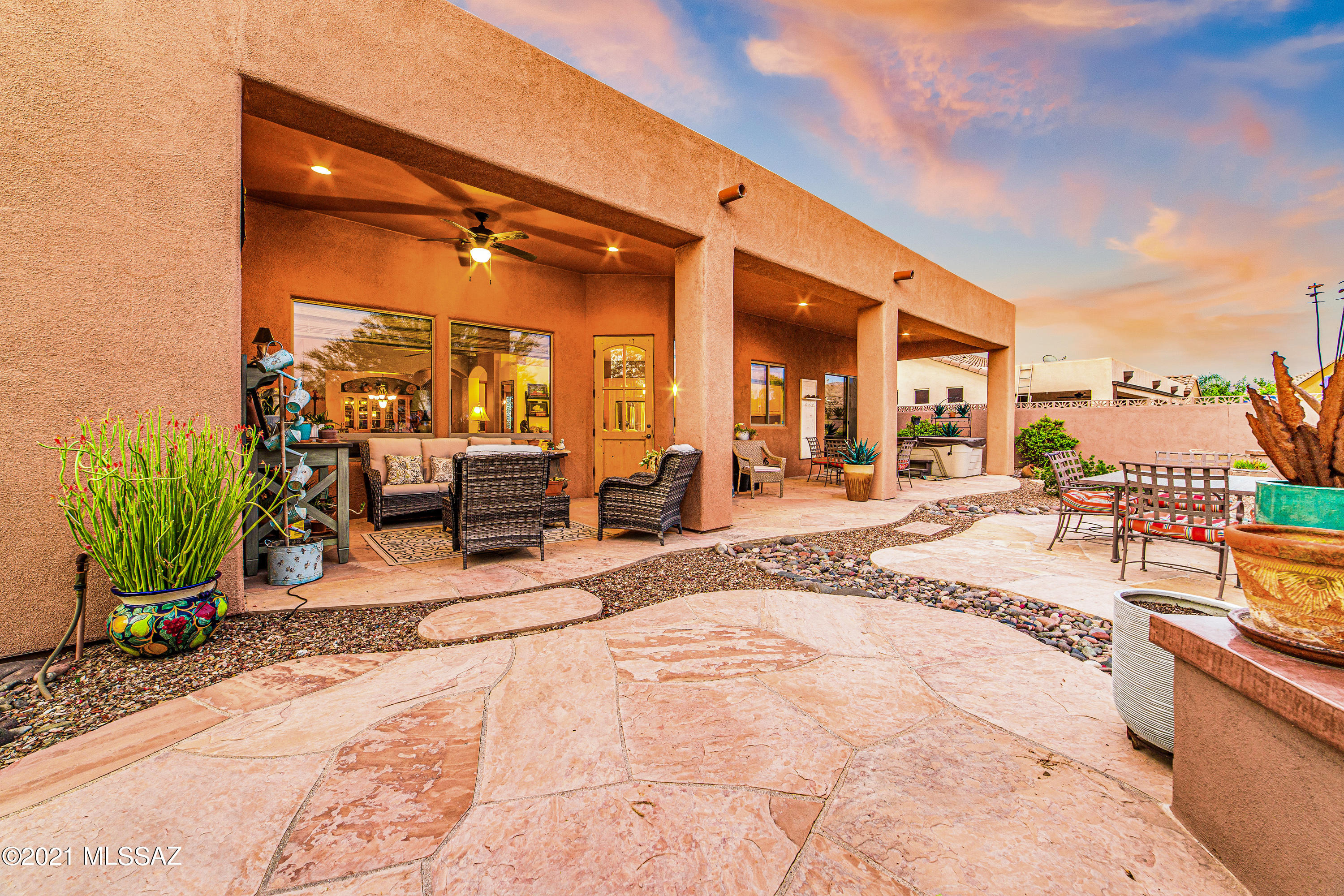 4745 W Cactus Bluff Drive