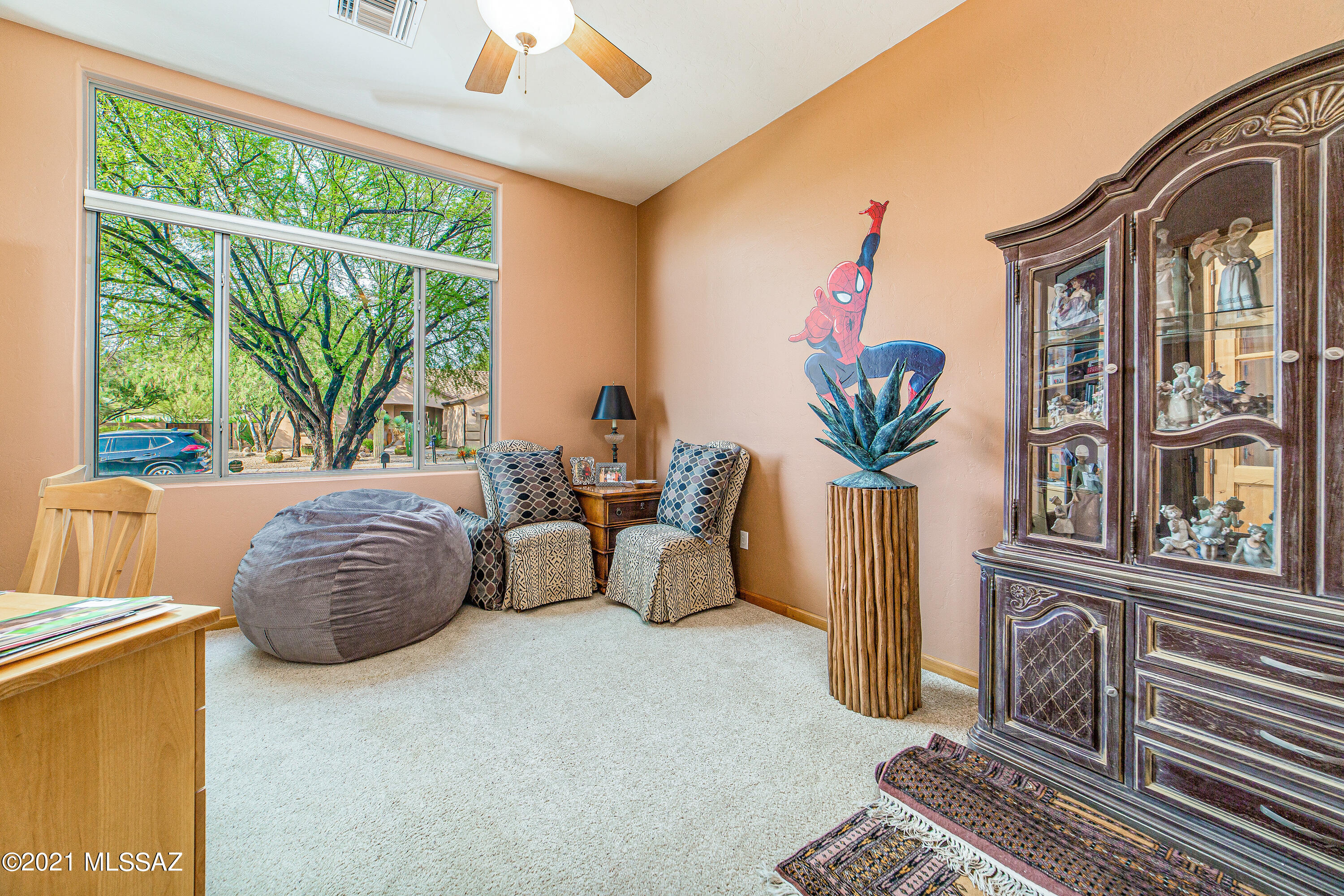 4745 W Cactus Bluff Drive