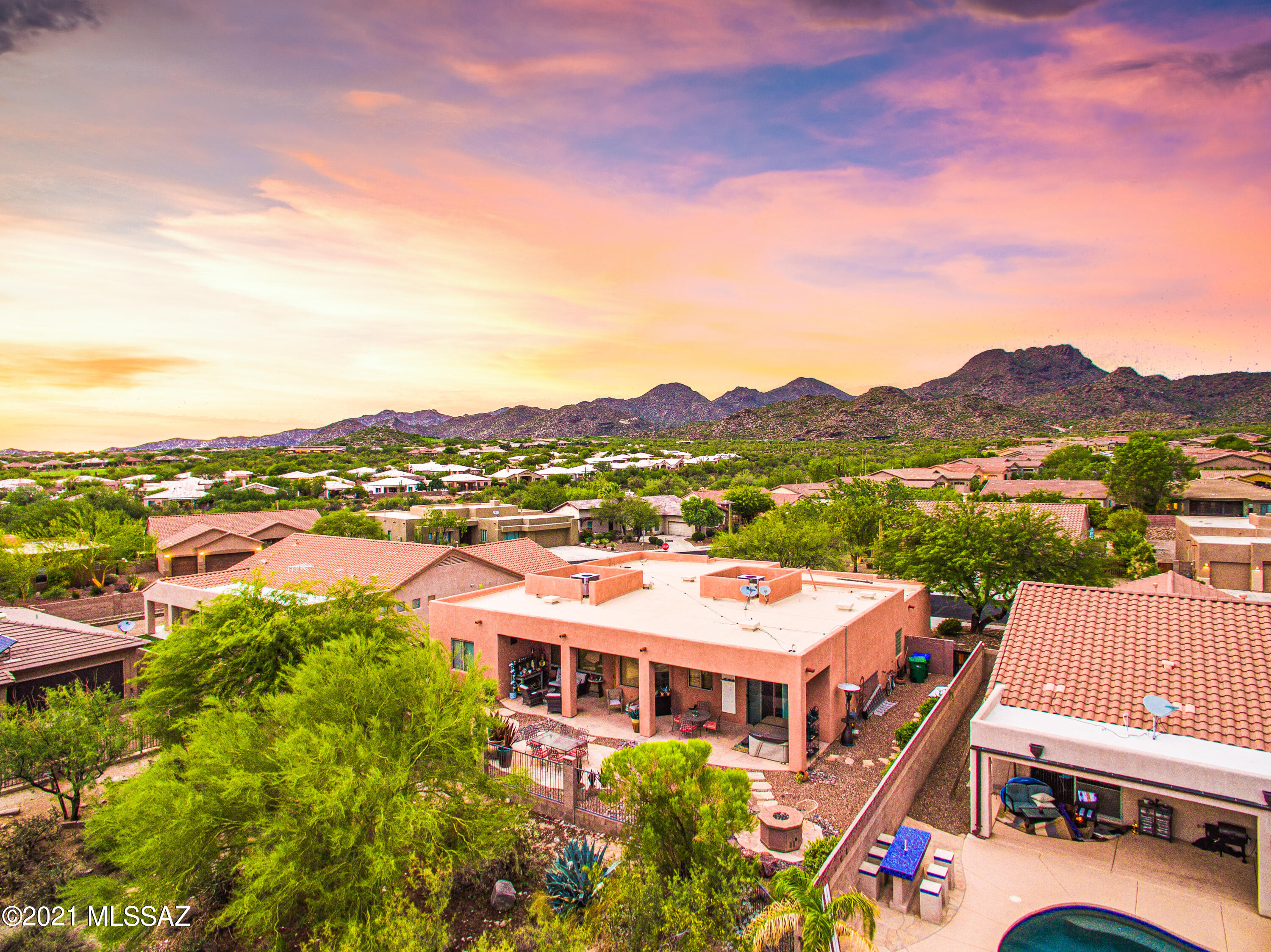 4745 W Cactus Bluff Drive