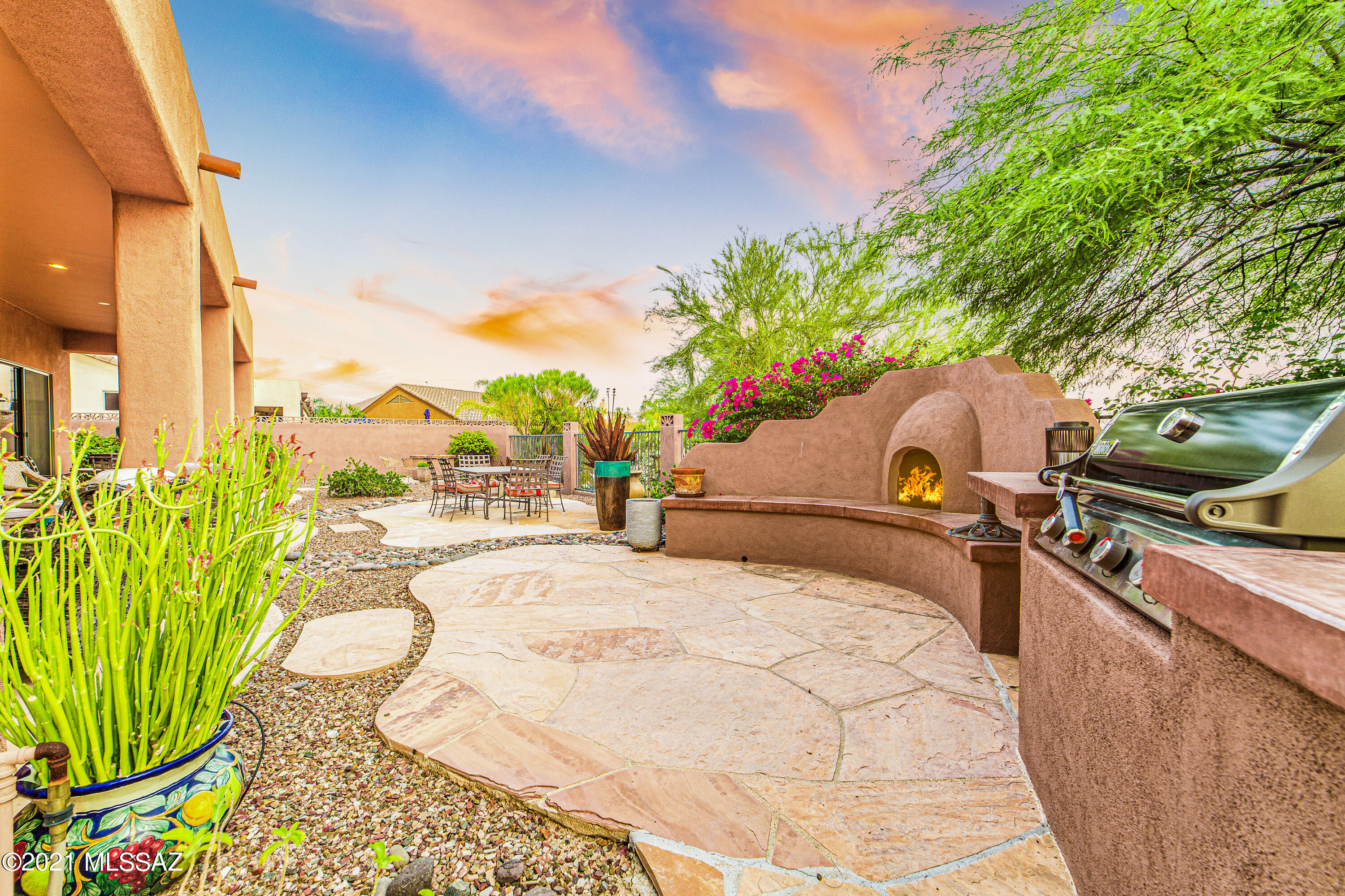 4745 W Cactus Bluff Drive