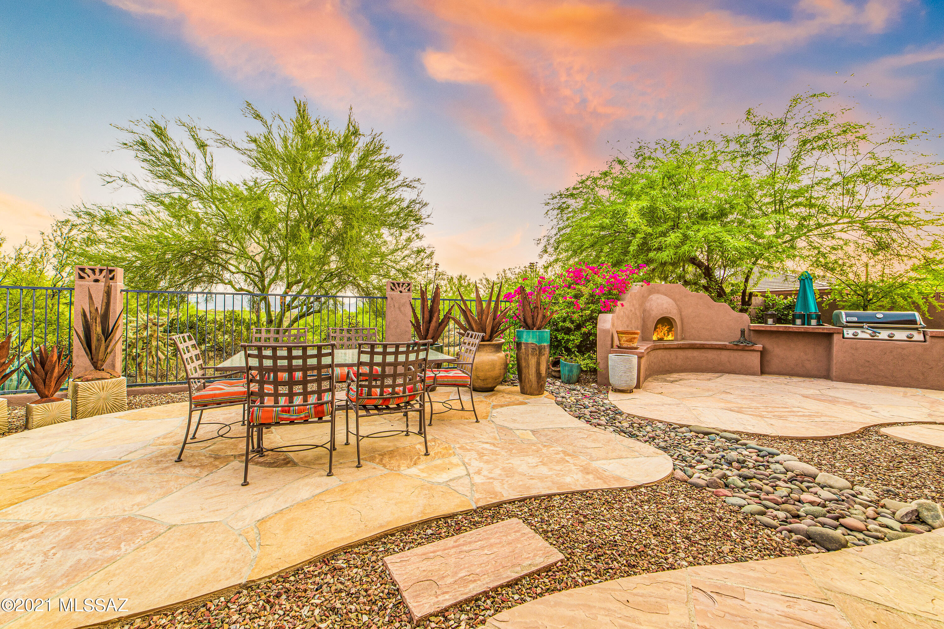 4745 W Cactus Bluff Drive