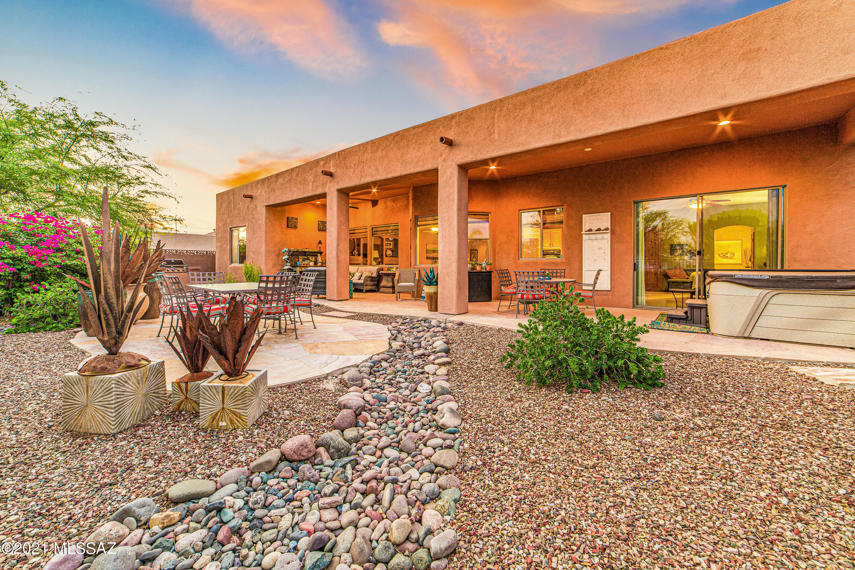 4745 W Cactus Bluff Drive
