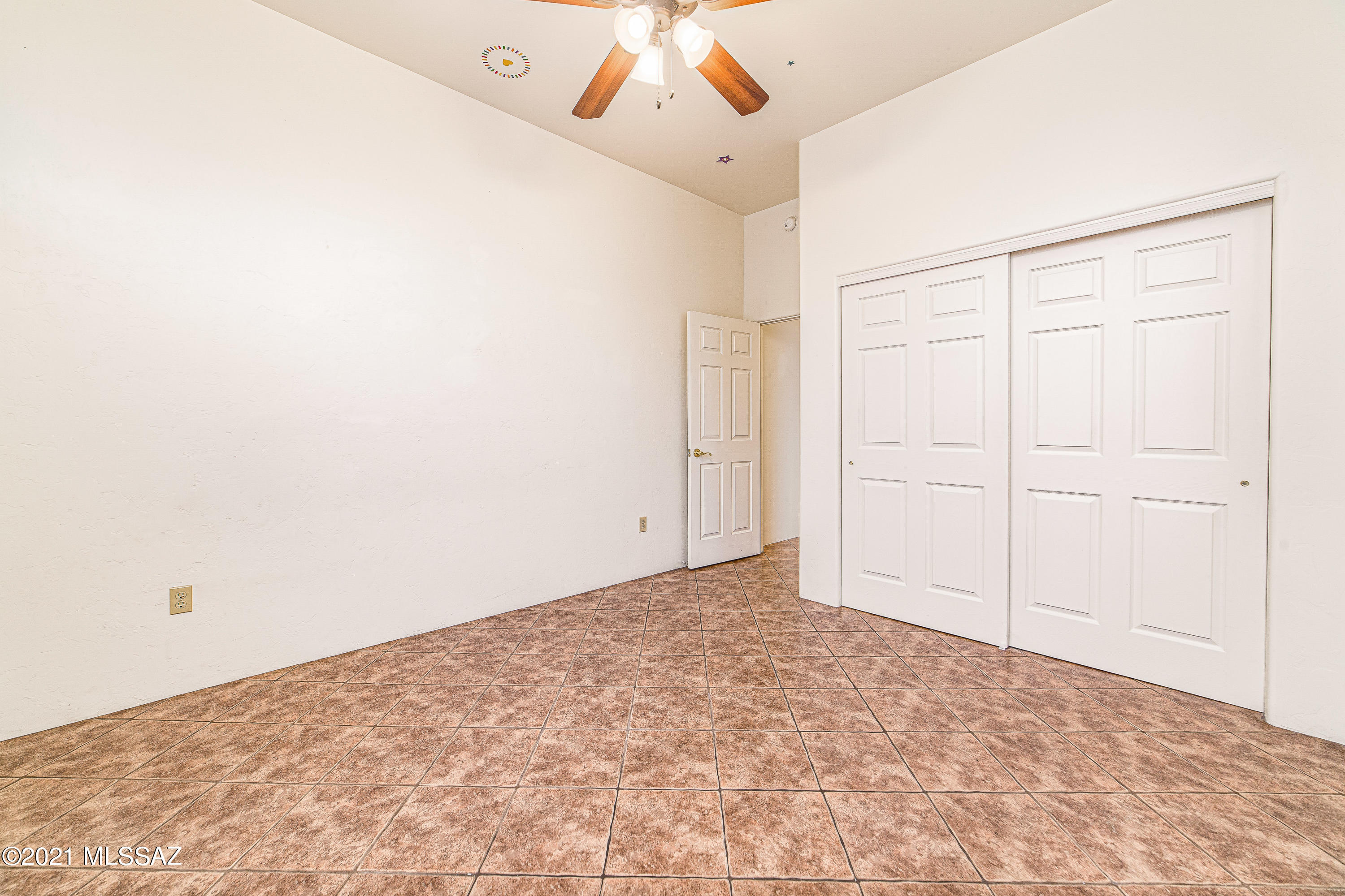 7511 E Placita Ventana Hayes