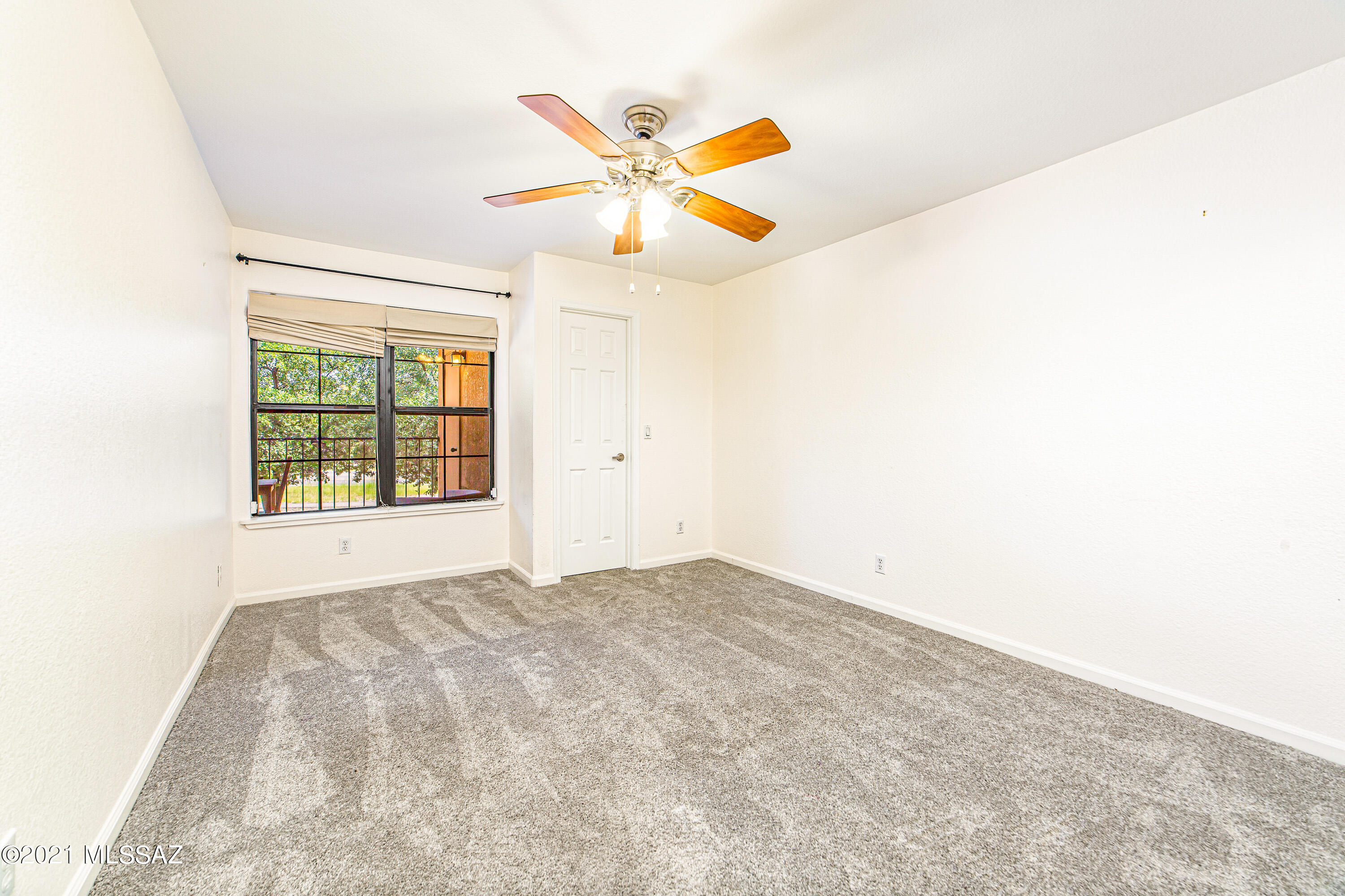 6651 N Campbell Avenue Unit: 205