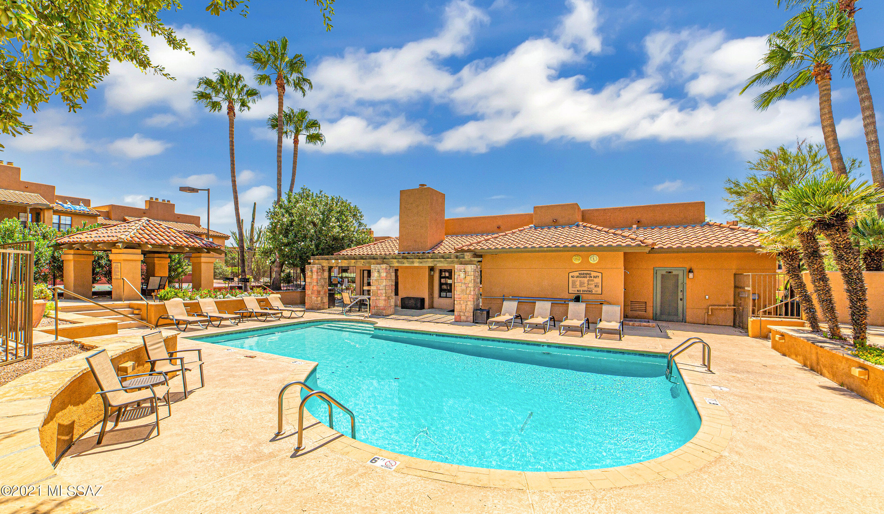 6651 N Campbell Avenue Unit: 205