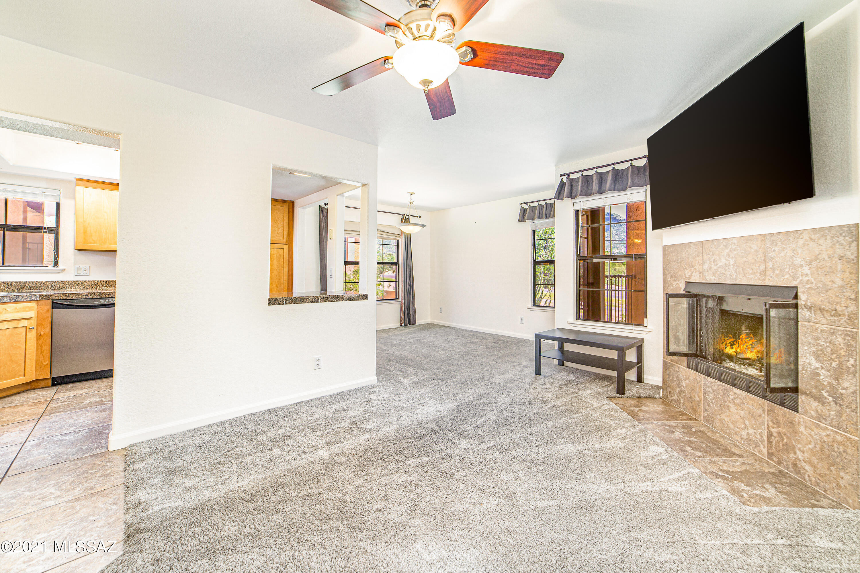 6651 N Campbell Avenue Unit: 205