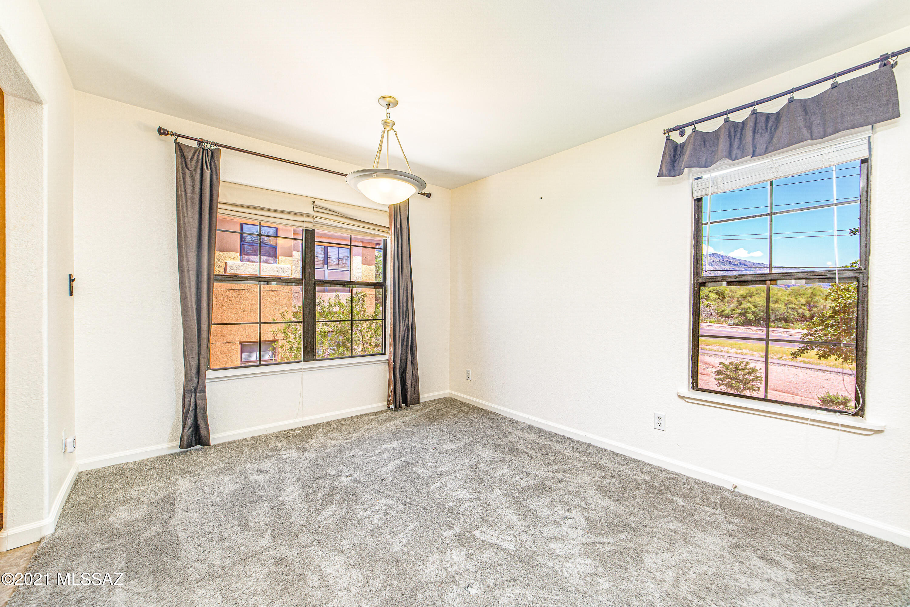 6651 N Campbell Avenue Unit: 205