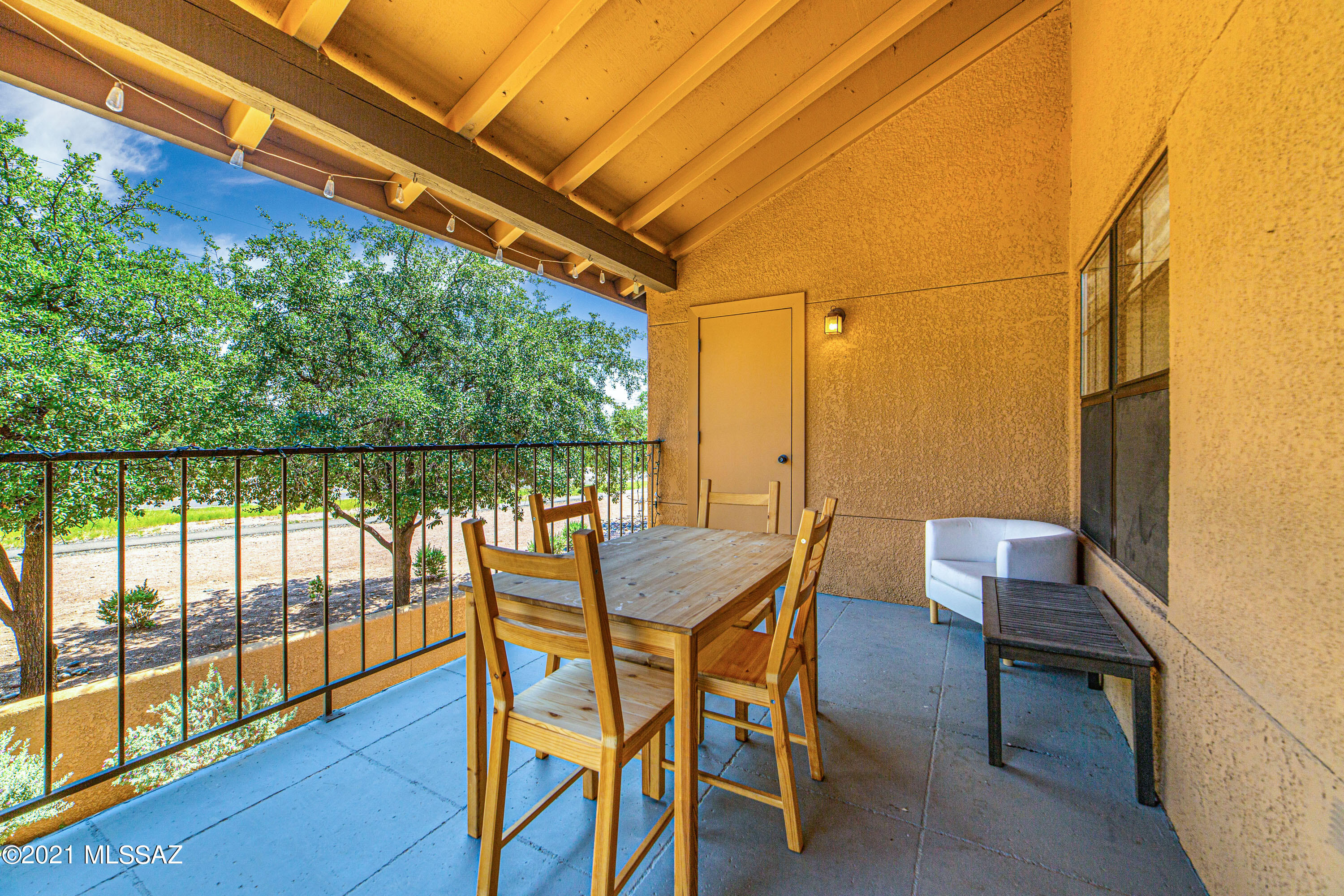 6651 N Campbell Avenue Unit: 205