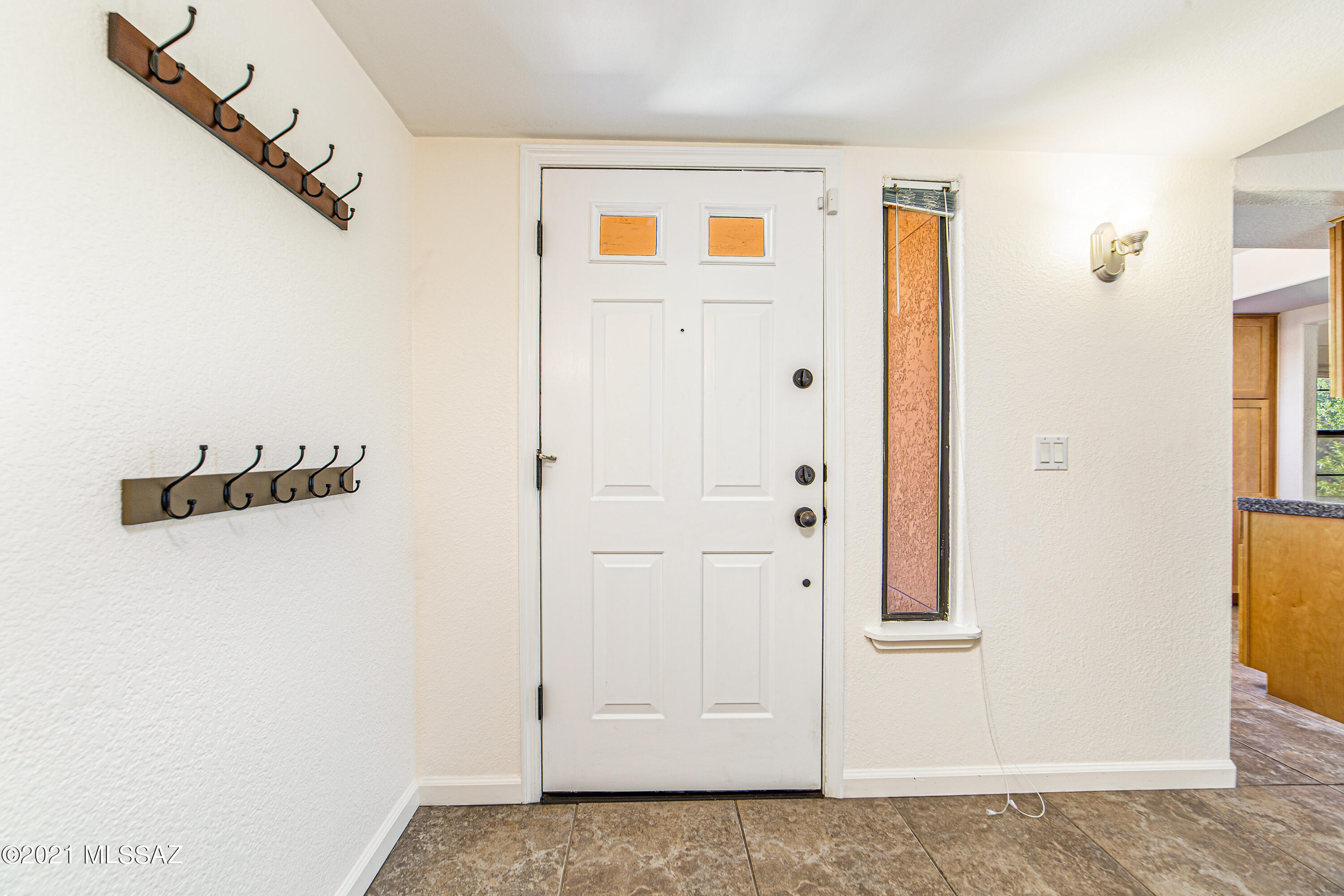 6651 N Campbell Avenue Unit: 205