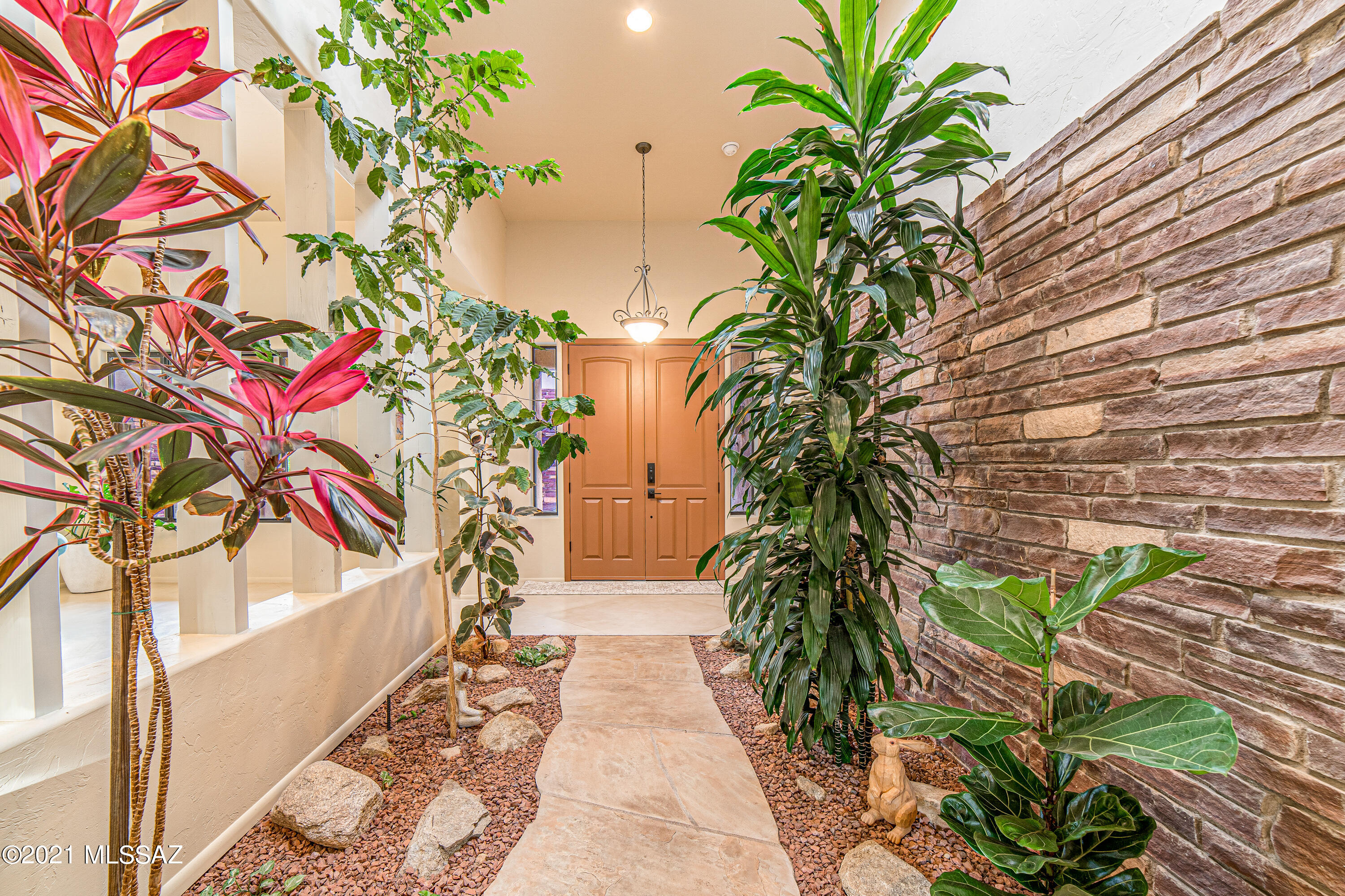 1581 N Coral Bells Drive