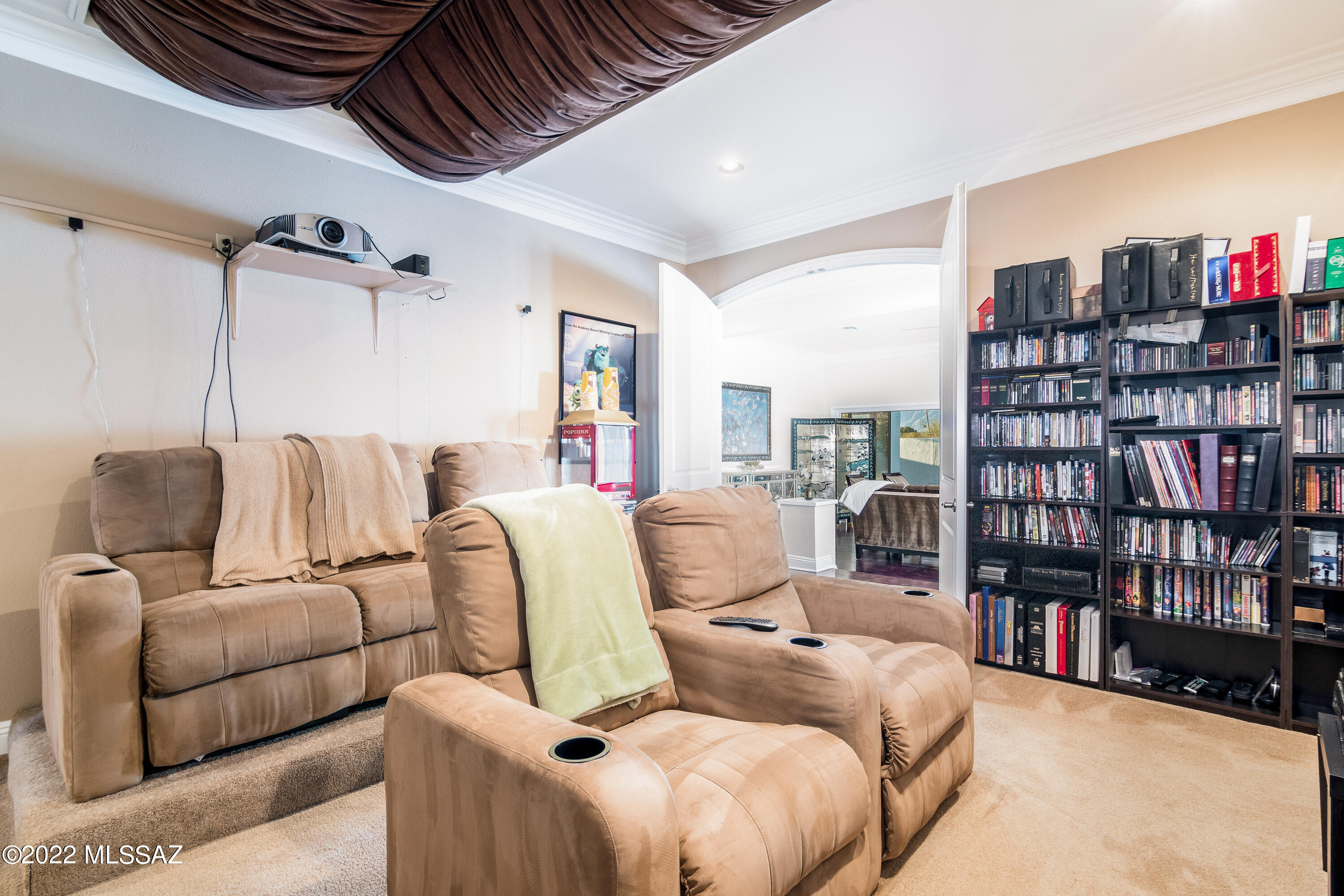 2830 N Calle Ladera