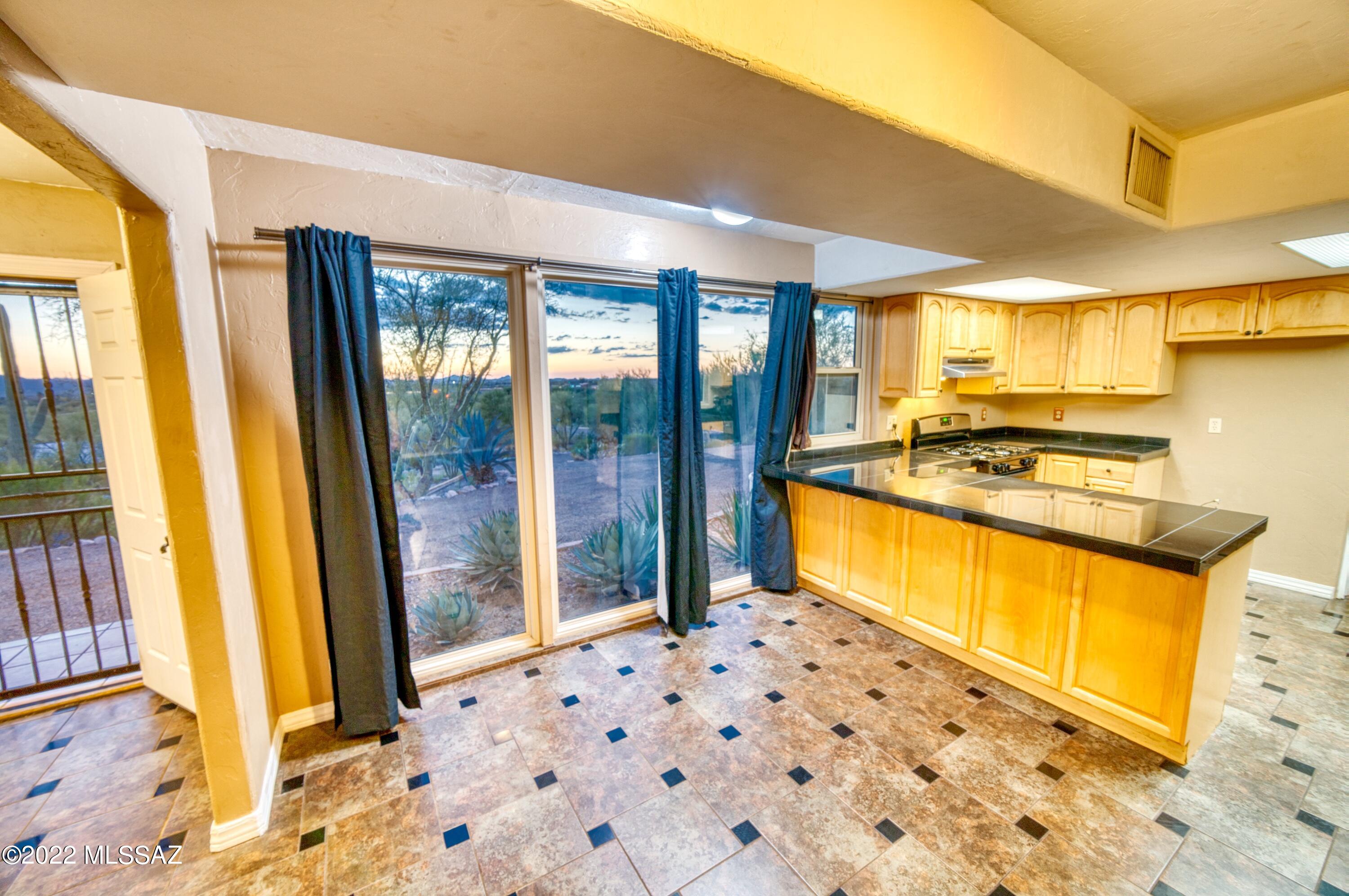 119 W Suffolk Drive