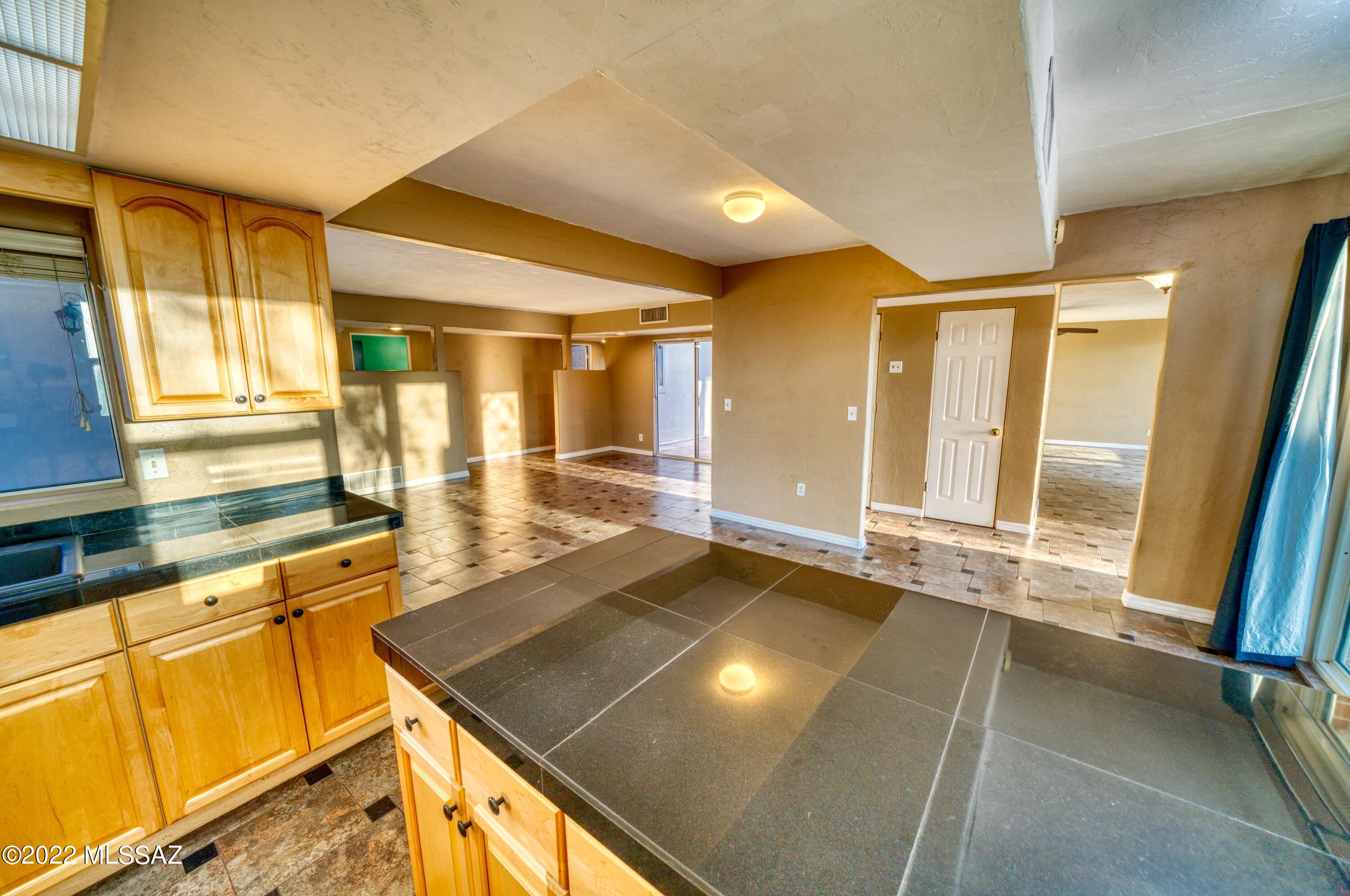 119 W Suffolk Drive