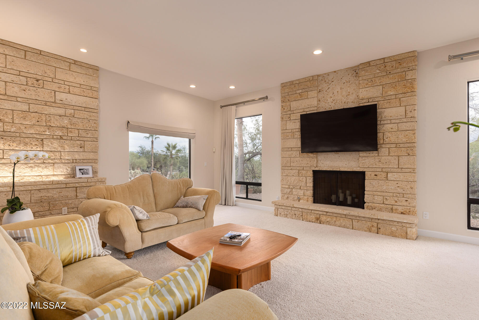 5441 E Gleneagles Drive