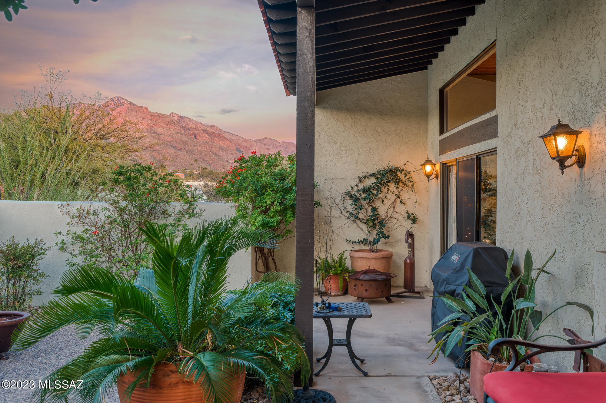 7534 N Palm Circle