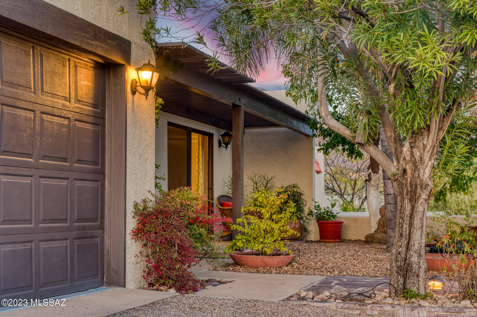 7534 N Palm Circle