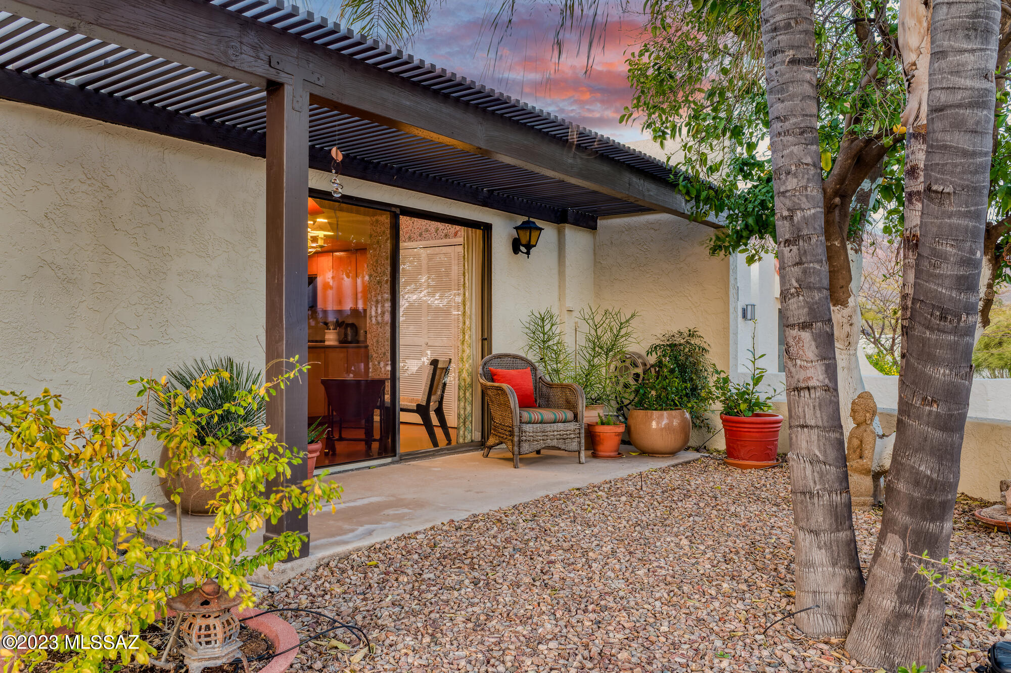 7534 N Palm Circle
