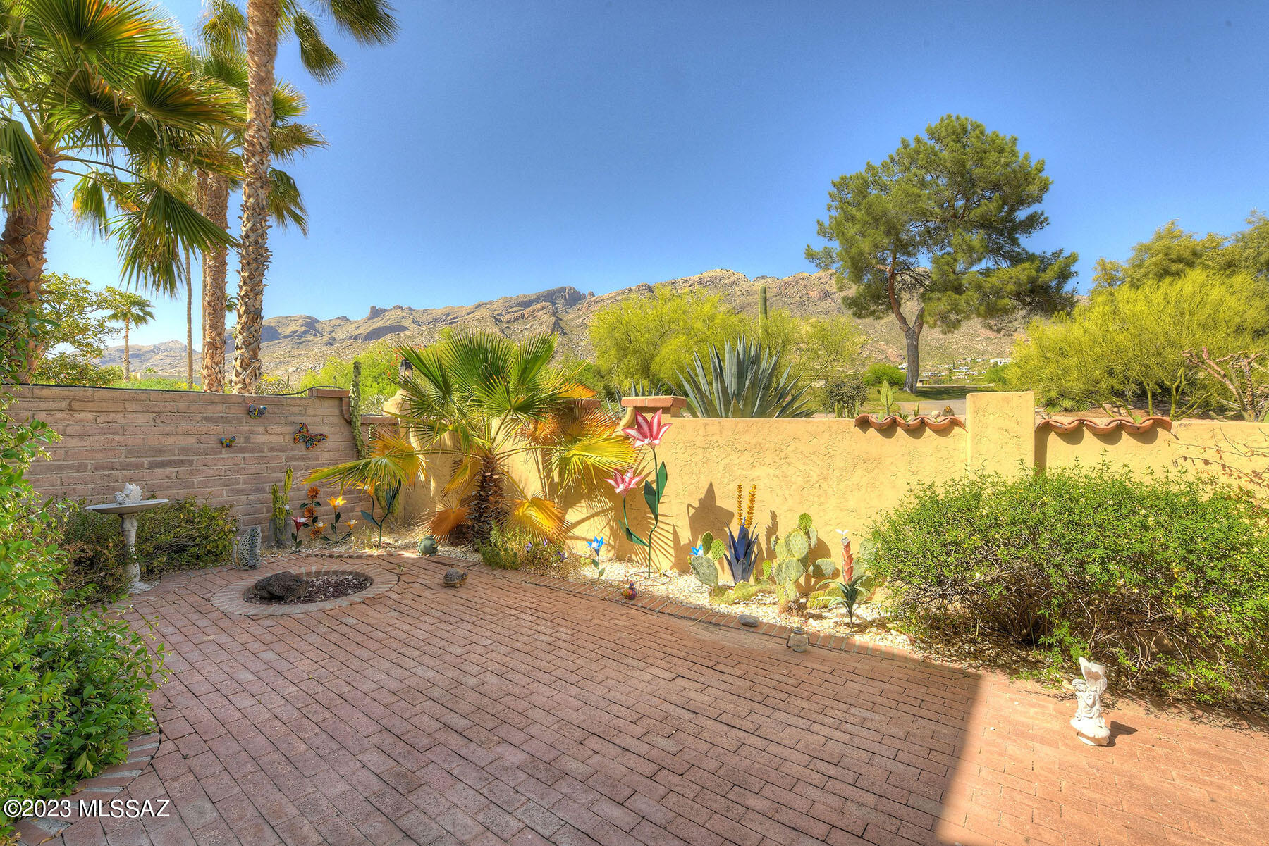6490 N Val Dosta Drive