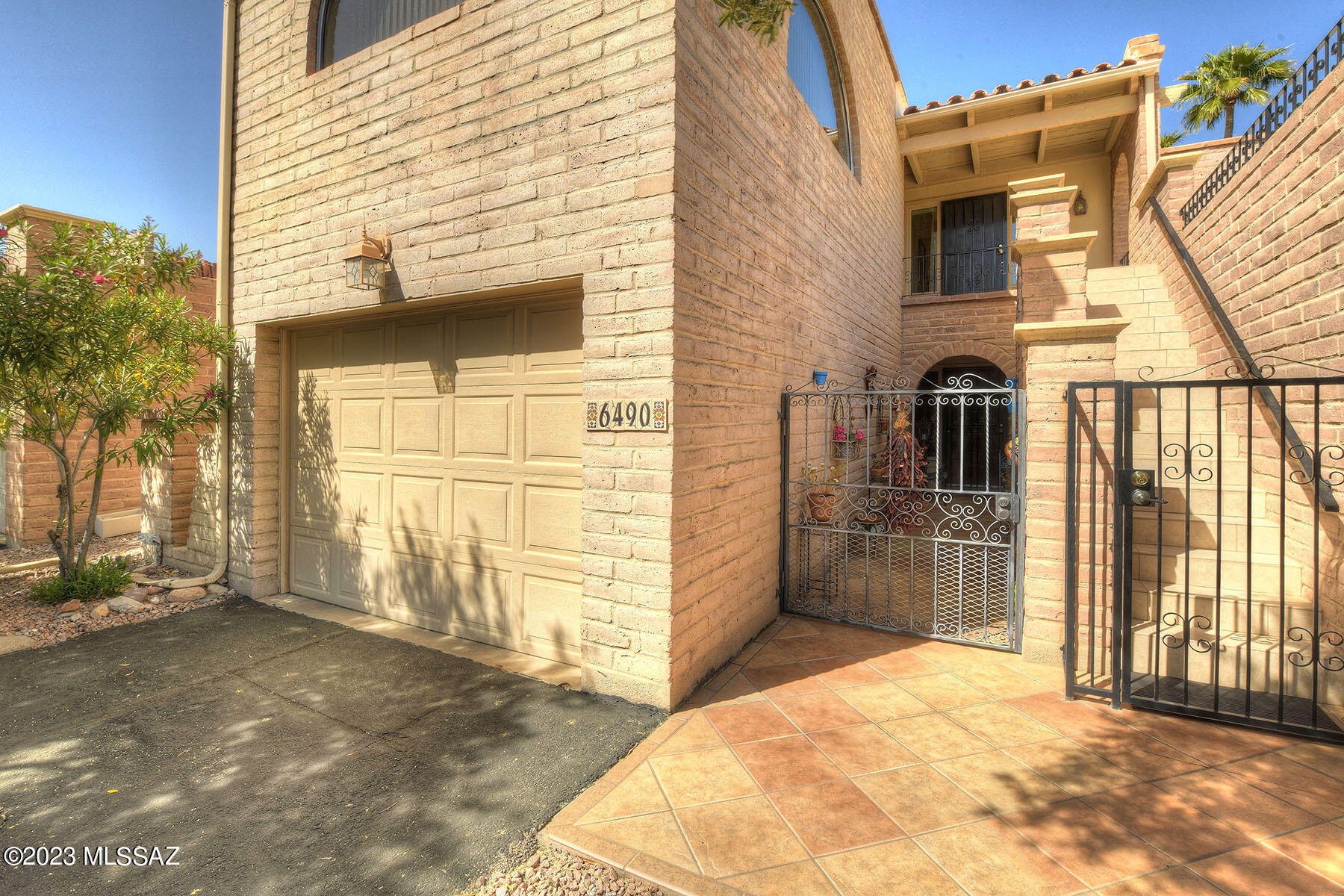 6490 N Val Dosta Drive
