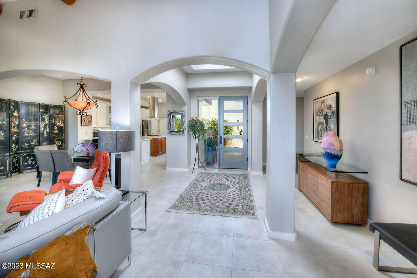 5044 E Calle Brillante