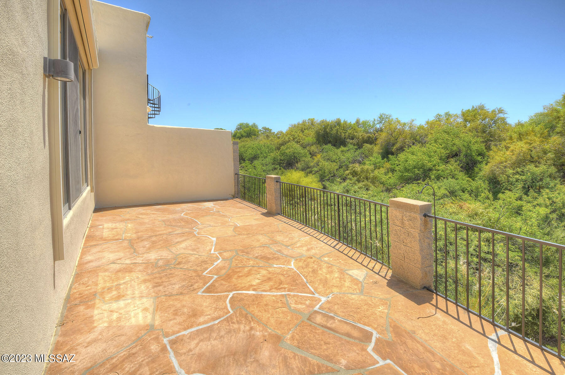 5044 E Calle Brillante