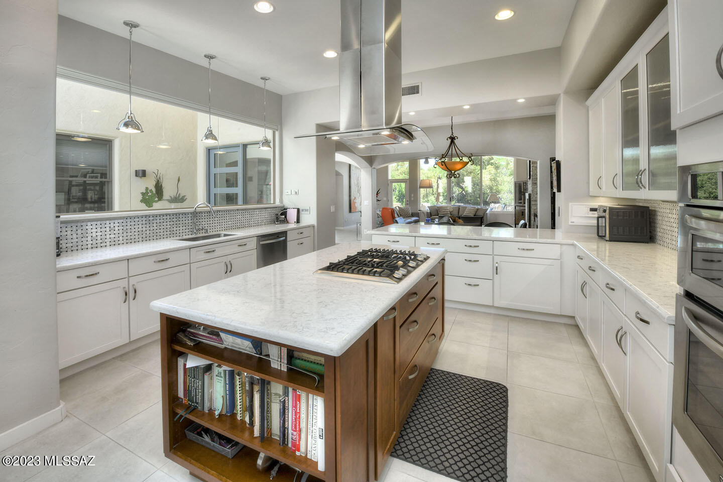 5044 E Calle Brillante